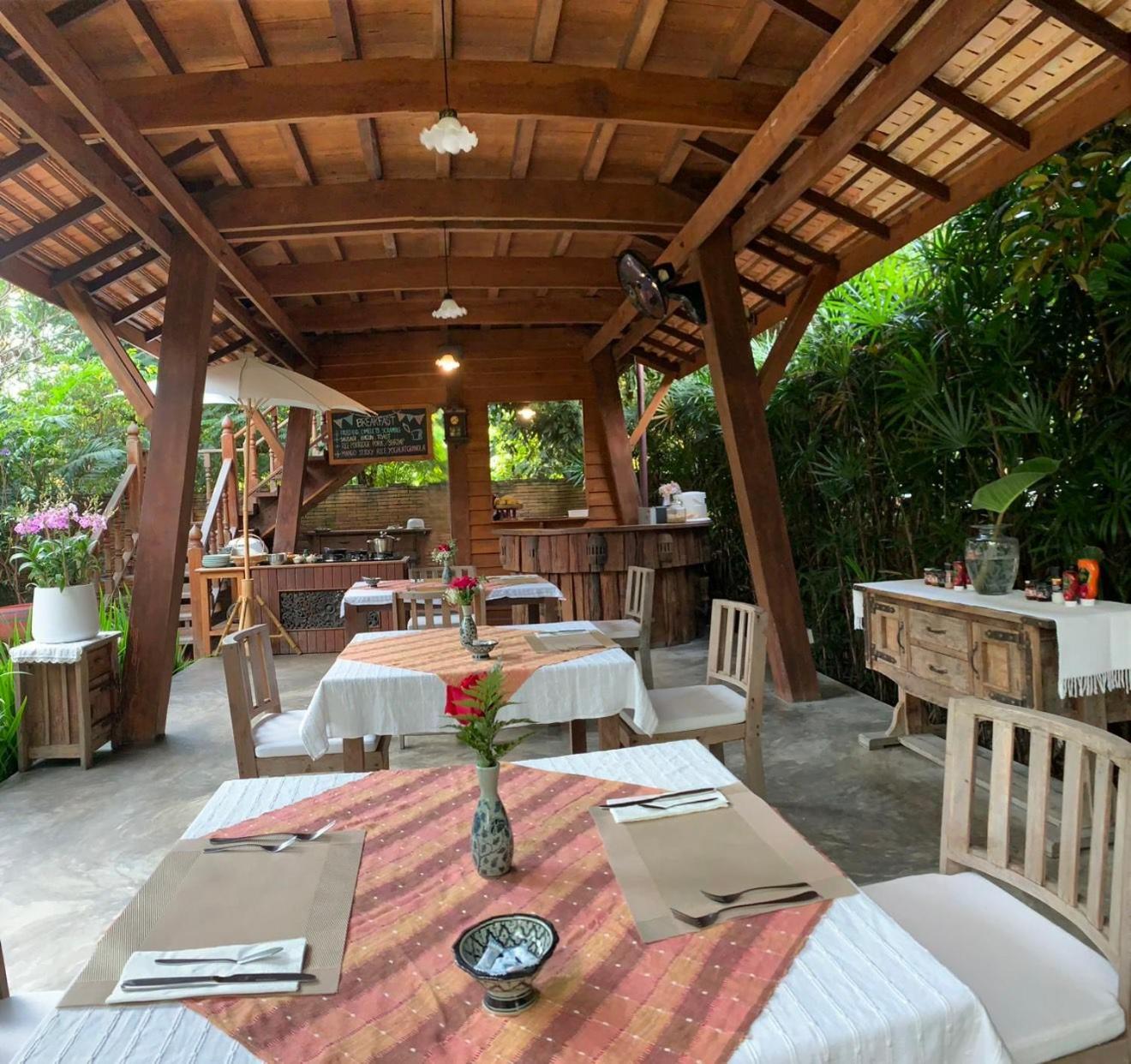 Amata Lanna Village อมตะล้านนาวิลเลจ 4*