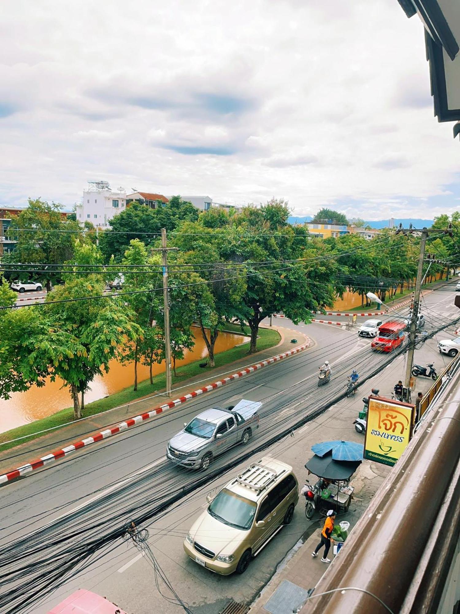 Hostel Inncome Chiang Mai