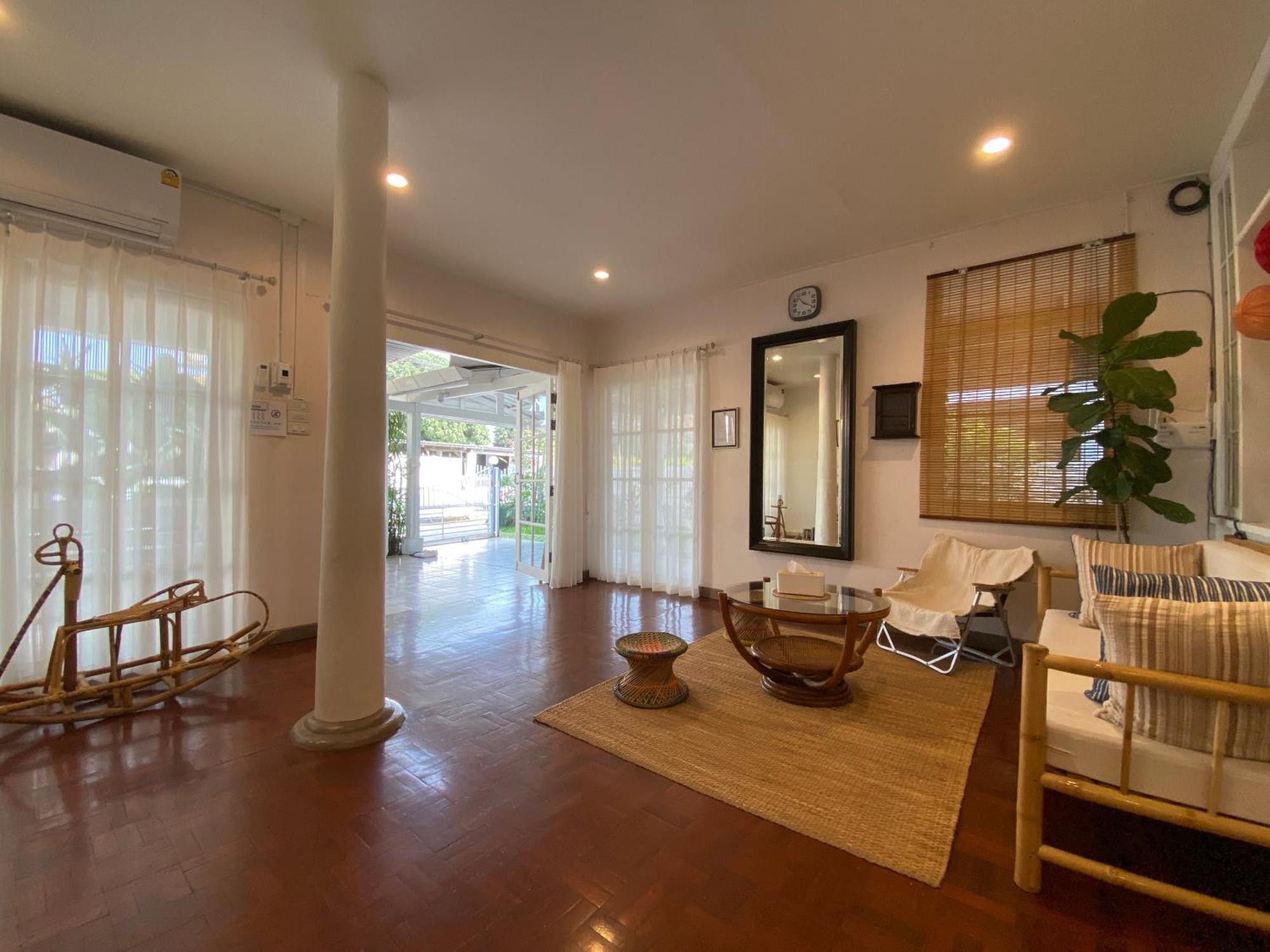 Booming House 清迈布鸣别墅 Homestay