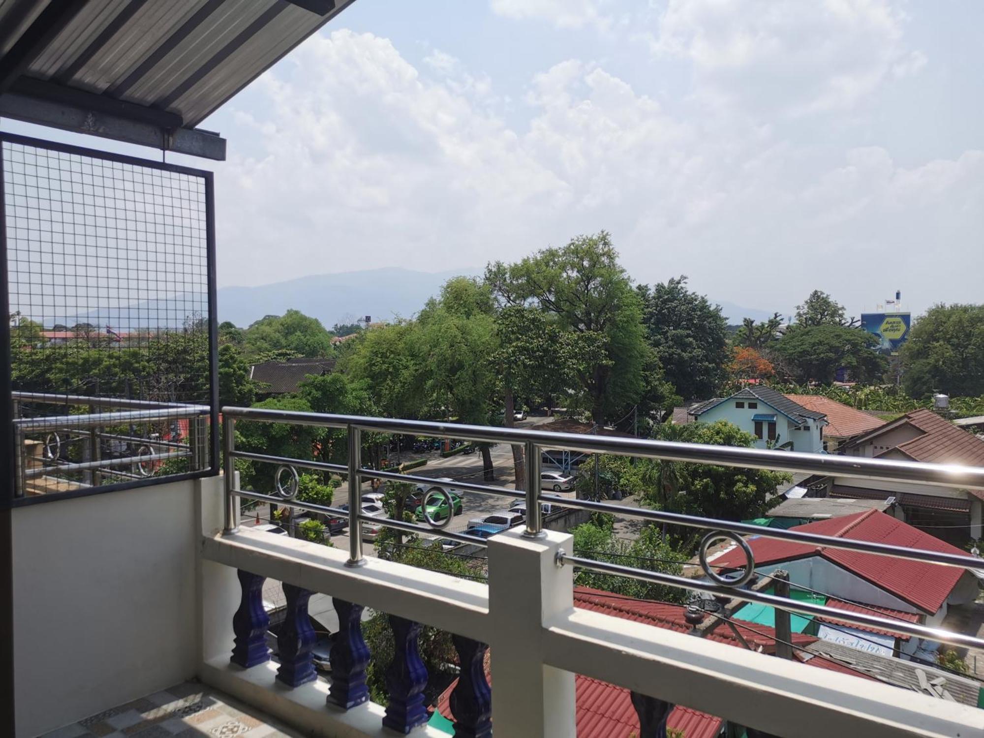 Otaku House * Chiang Mai