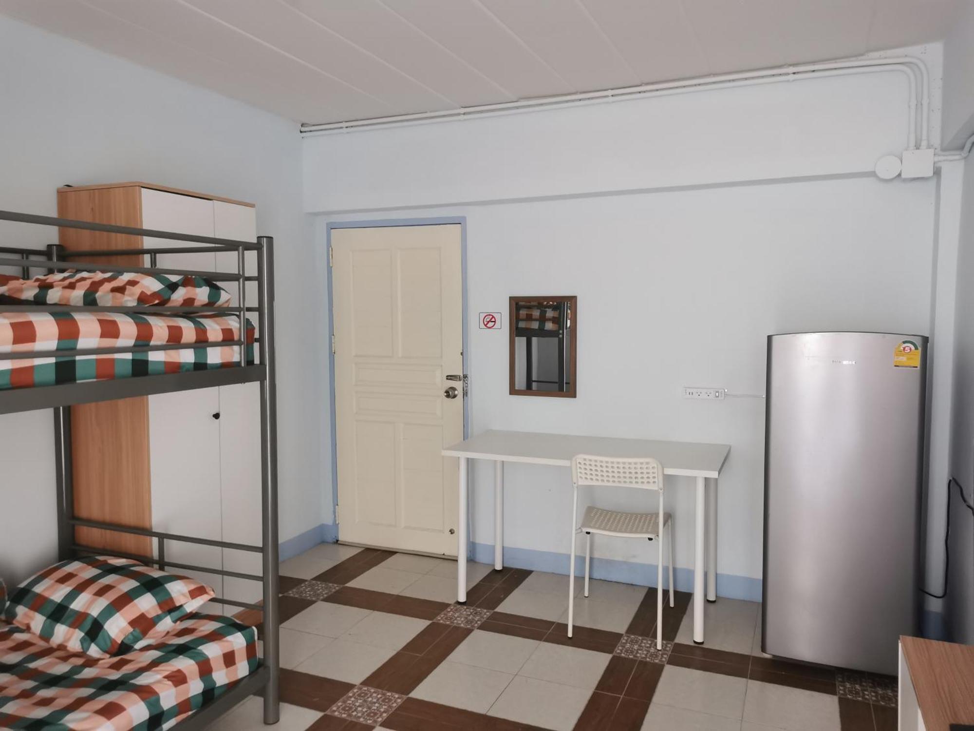 Homestay Otaku House Chiang Mai