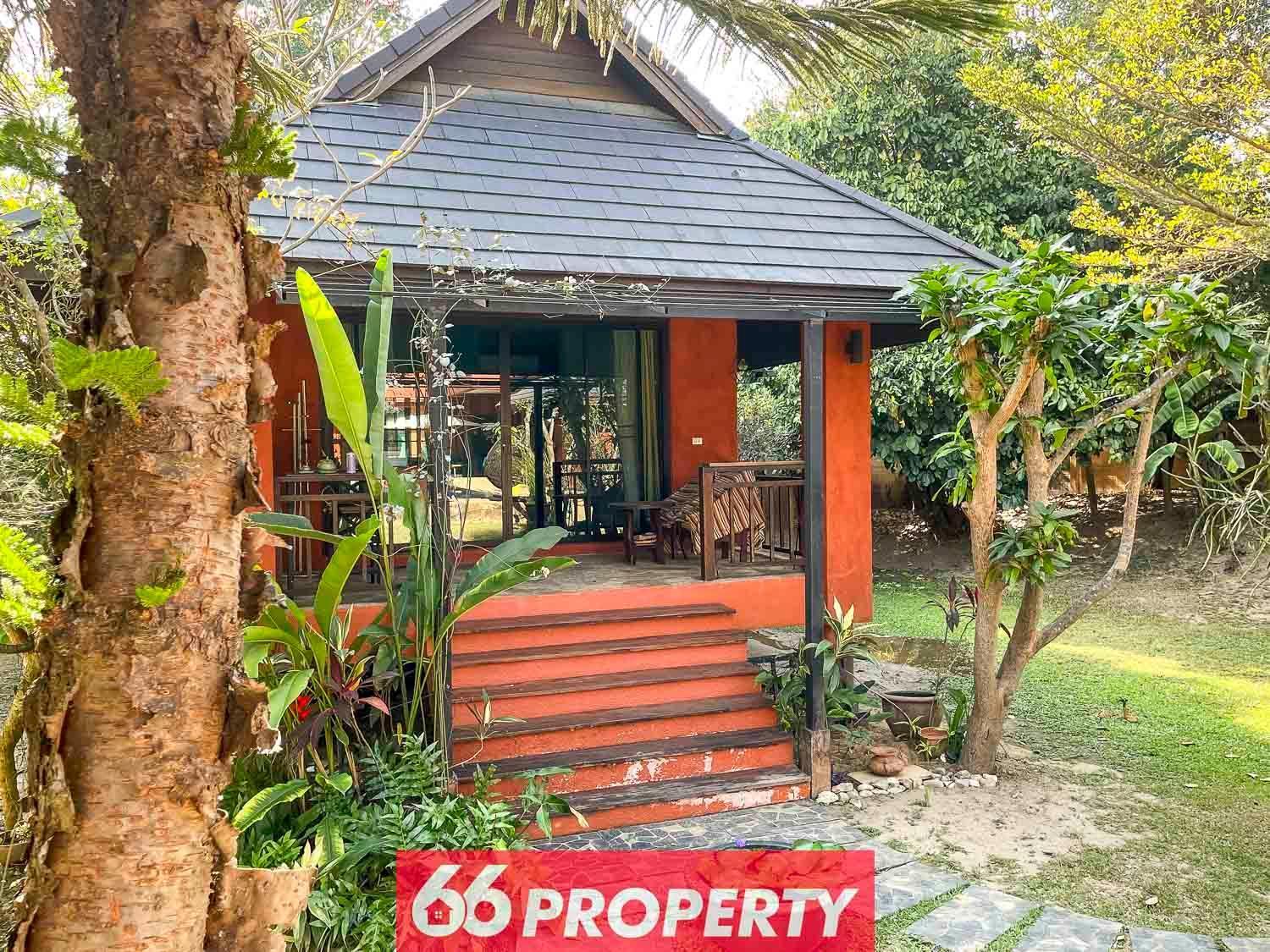 The One Bahay bakasyunan