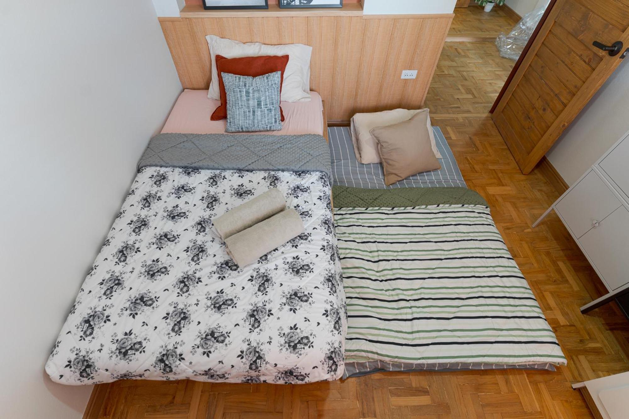 Apartment Modern Style Townhome /2br Near Cnx Moat Chiang Mai