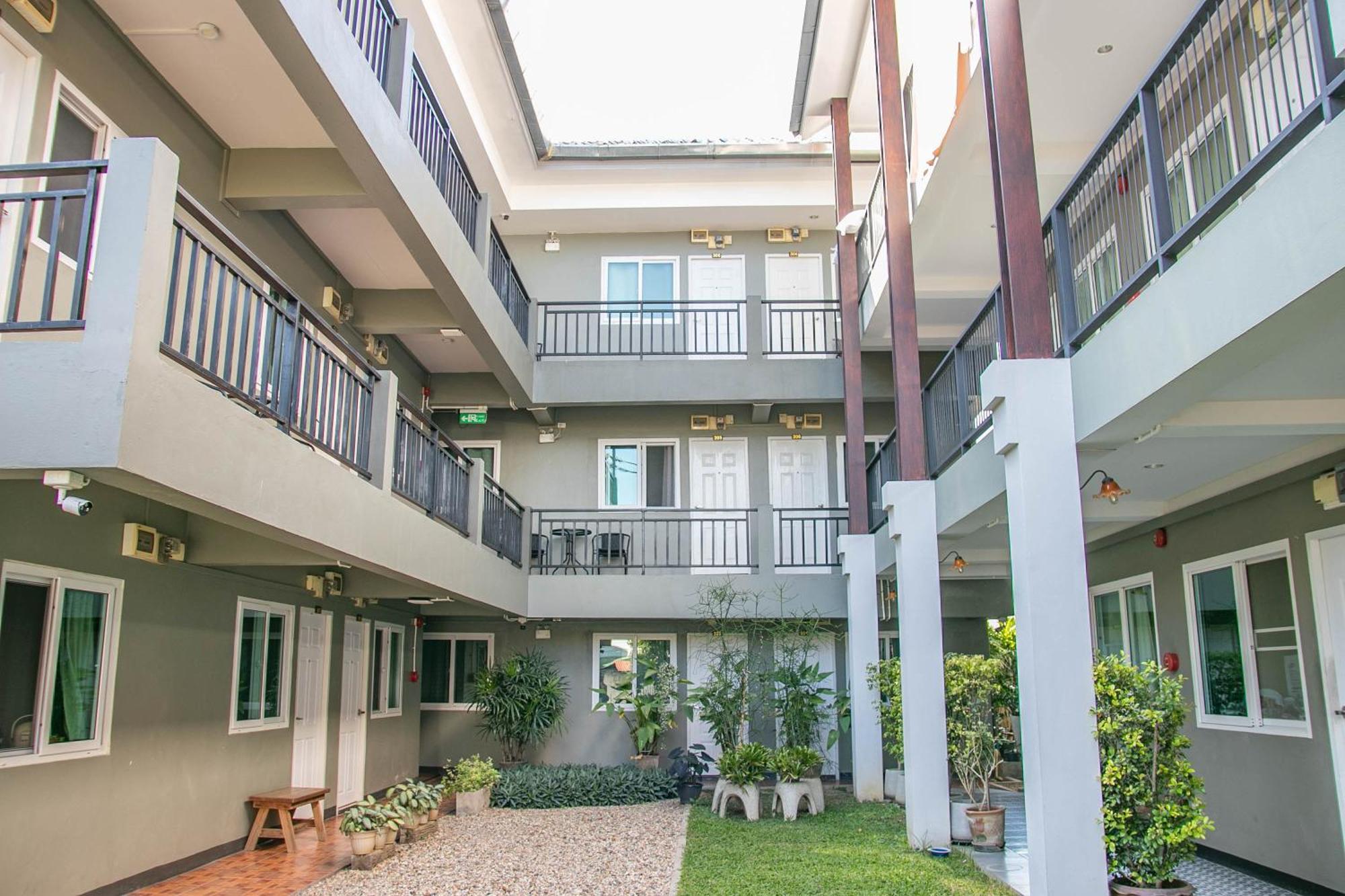 Hotel Chada House Chiang Mai