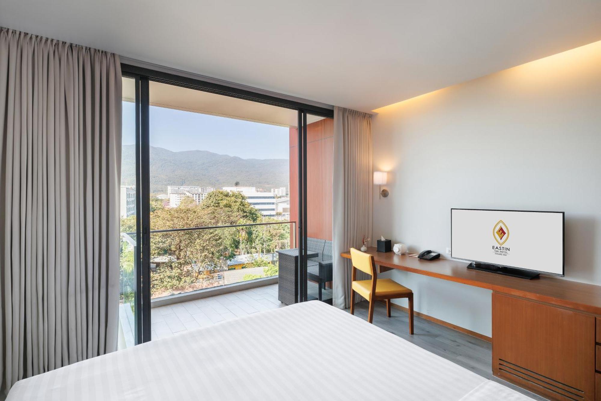 Hotel Eastin Tan