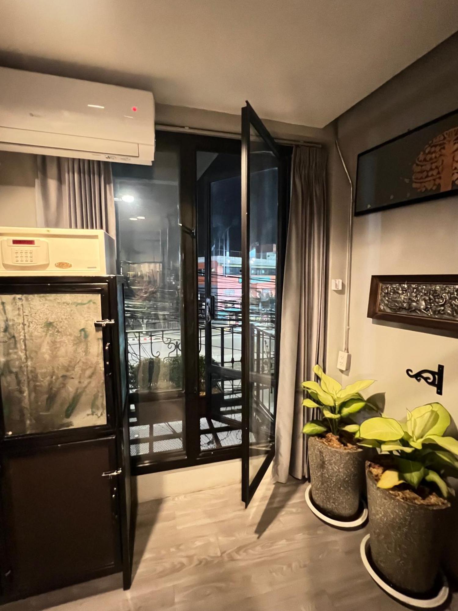 Eachother Hostel Chiang Mai