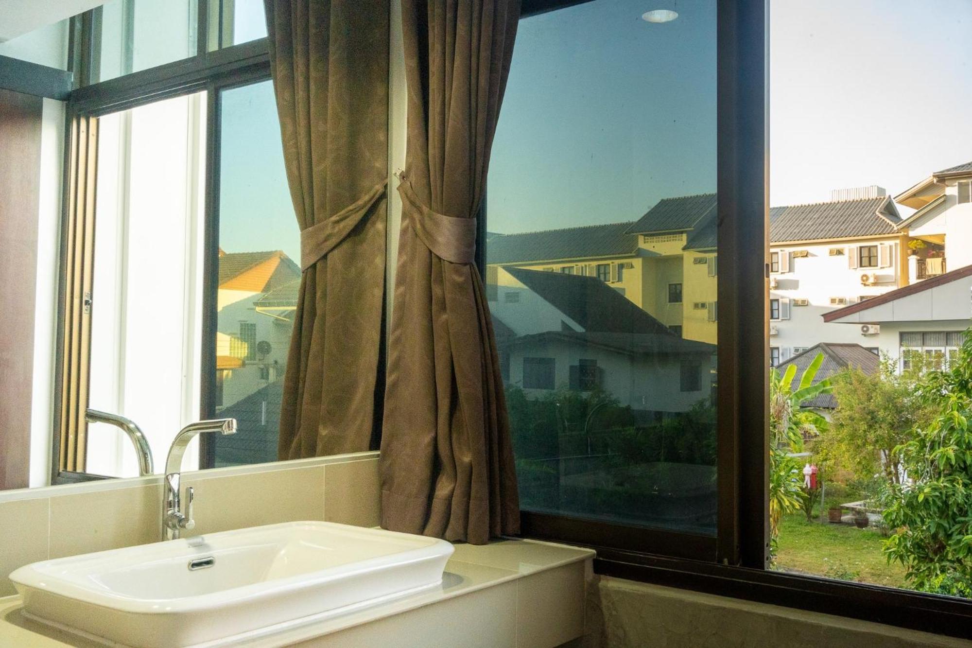 Singharaj Boutique Hotel 3*