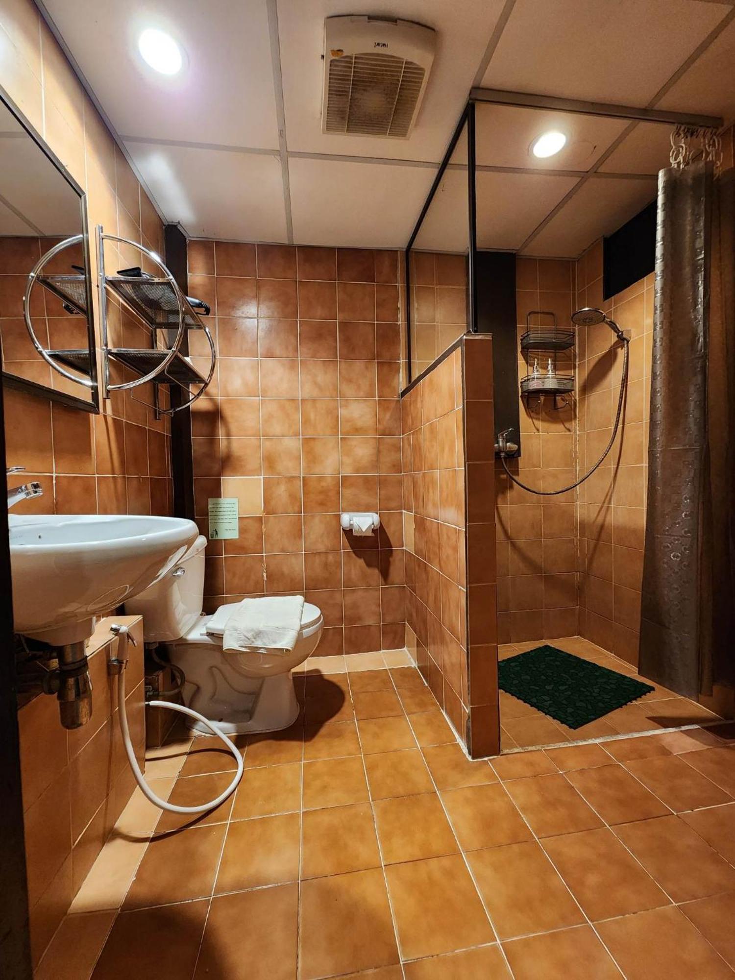 Club One Seven Gaymen Hotel