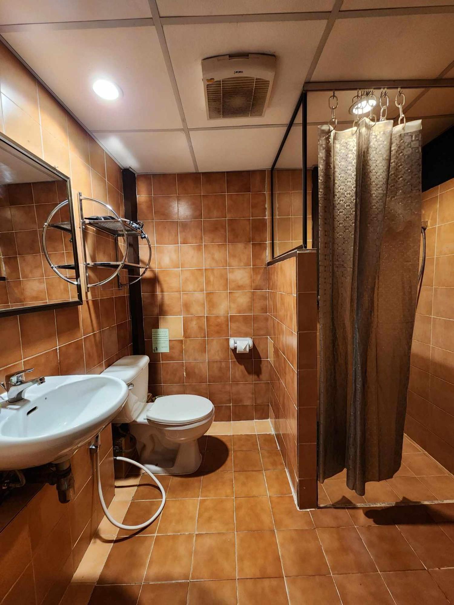Club One Seven Gaymen Hotel Chiang Mai