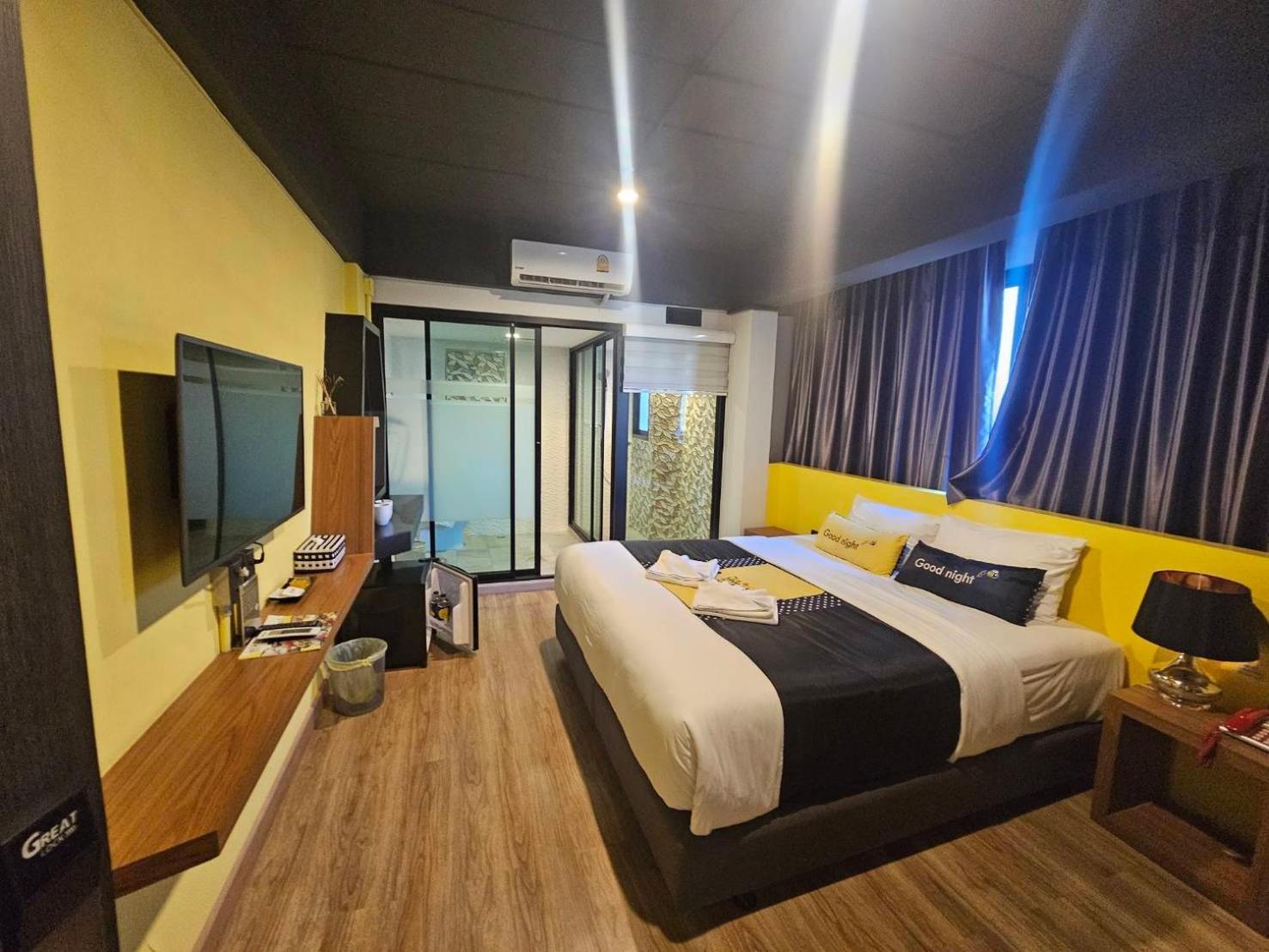 Hotel The Hive