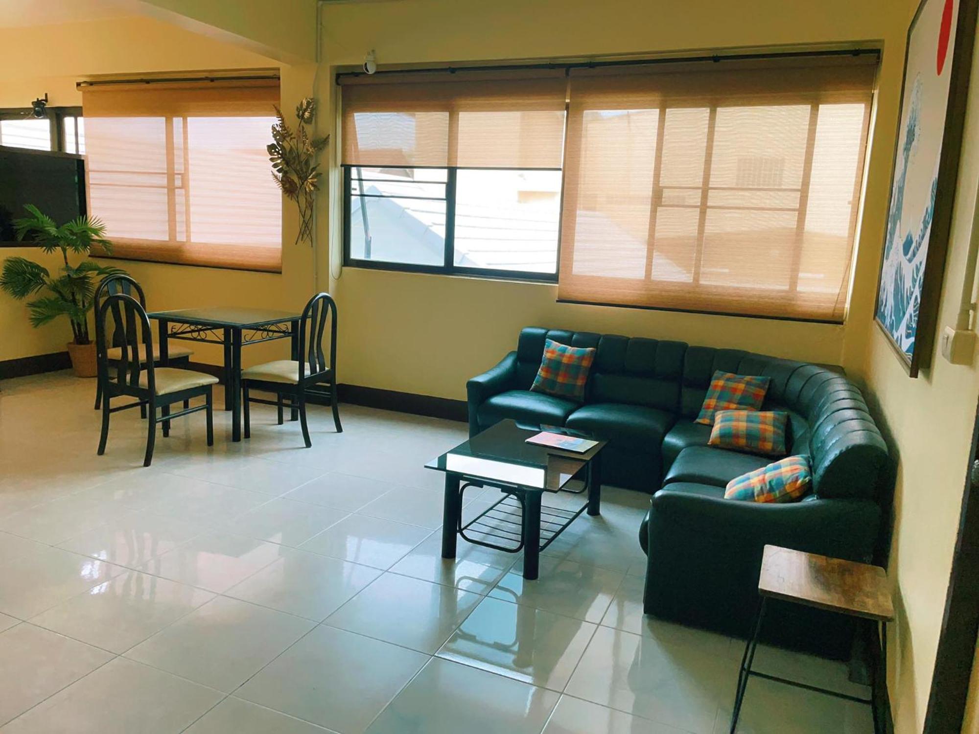 Hostel Inncome Chiang Mai