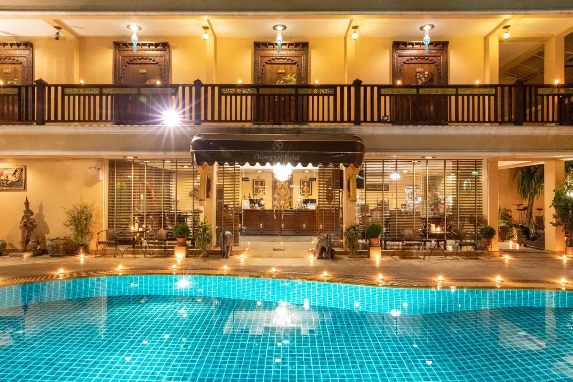 Hotel At 4*