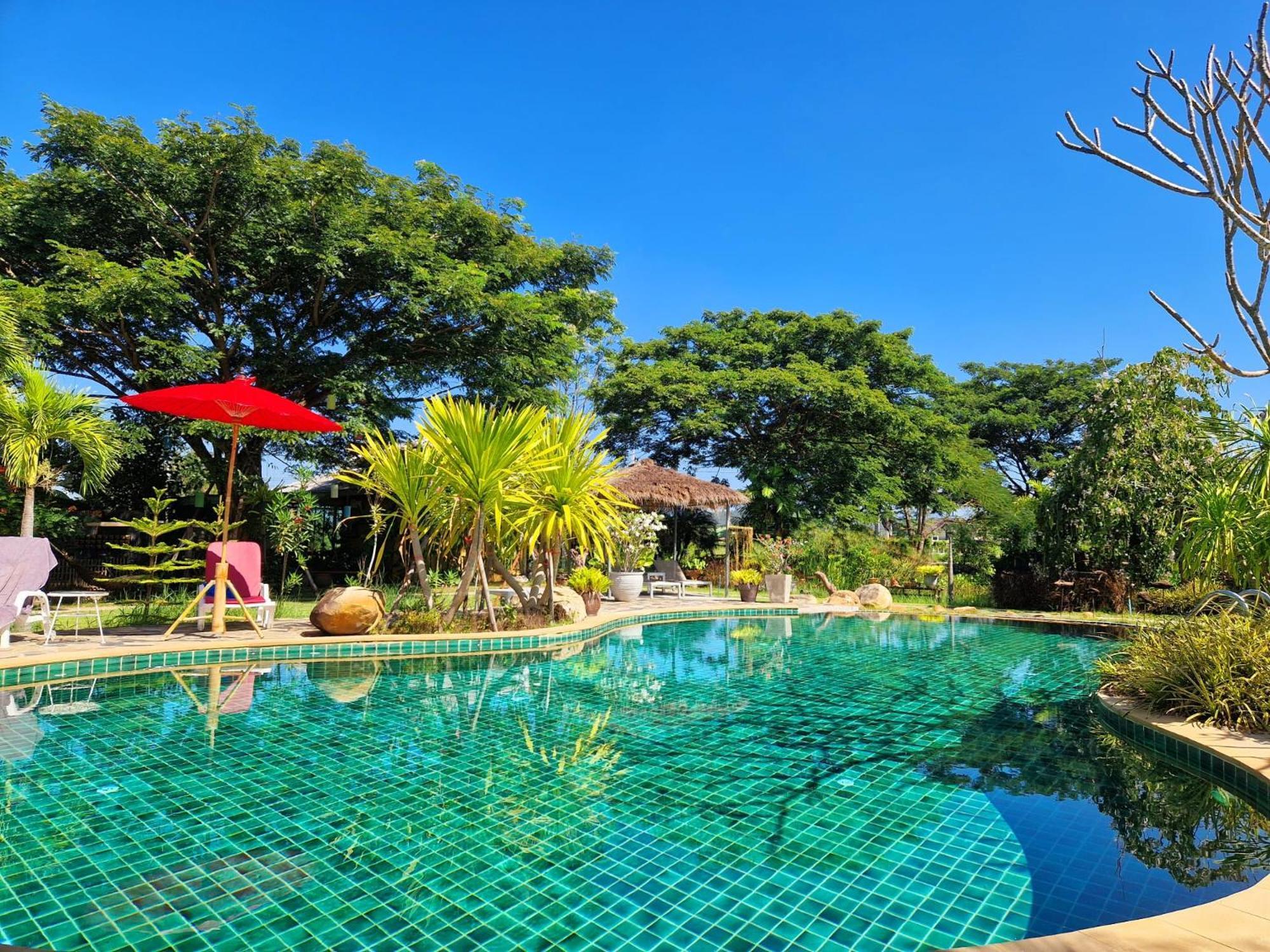 Resort Phoo Na *