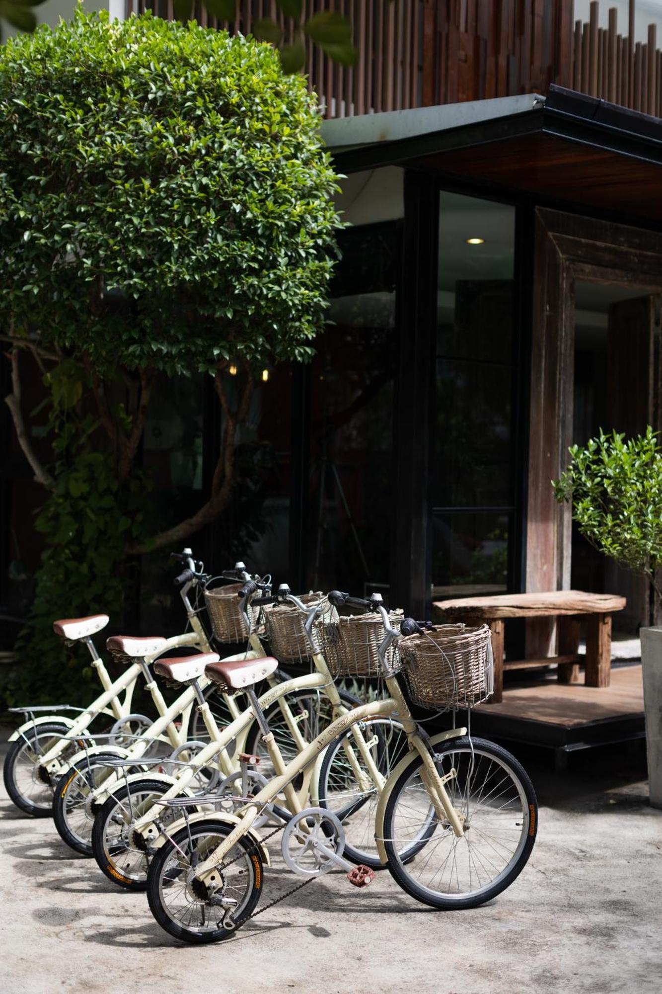 88 Nimman-chiang Mai * Chiang Mai
