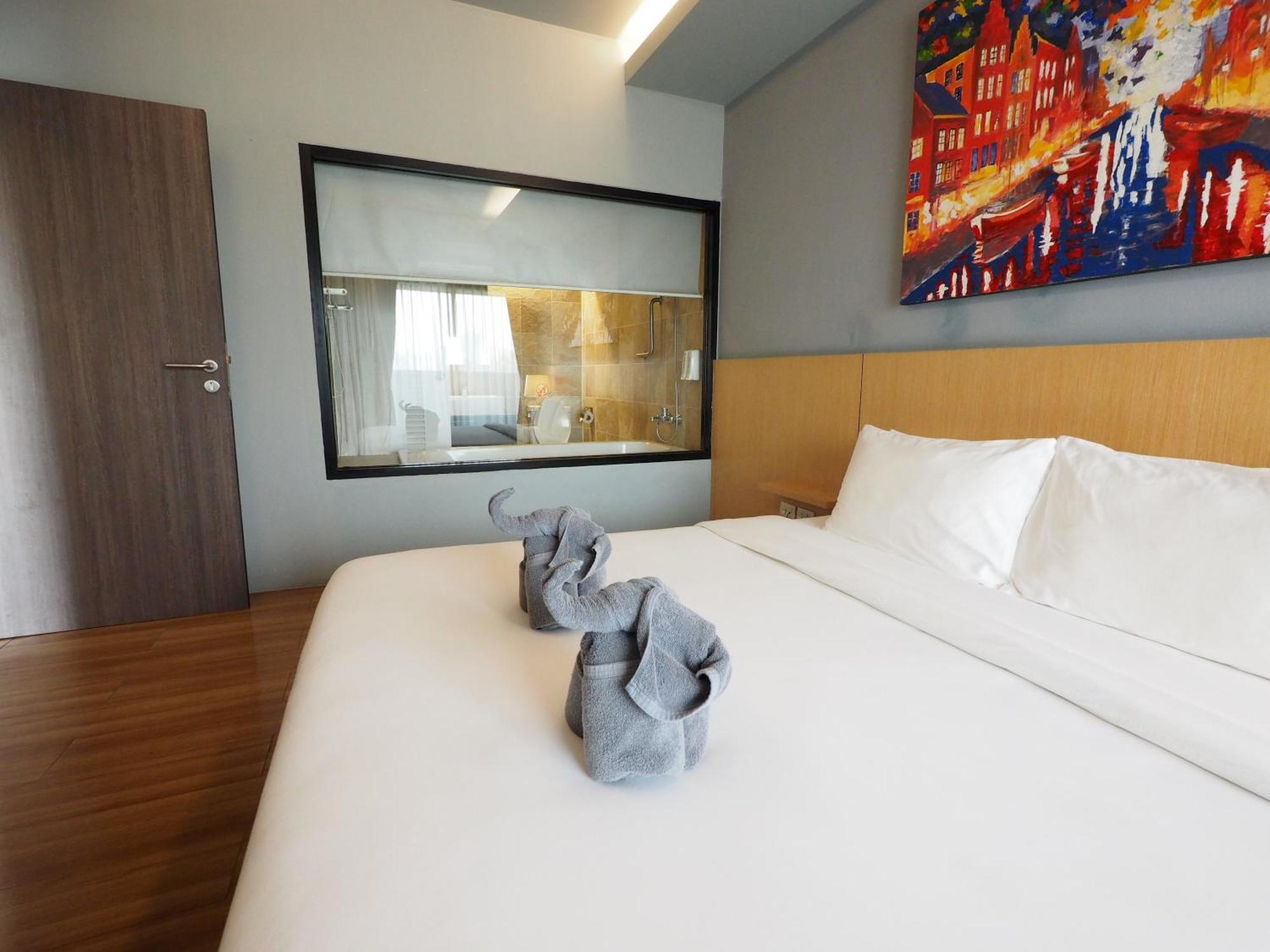 Le Naview @prasingh Hotel
