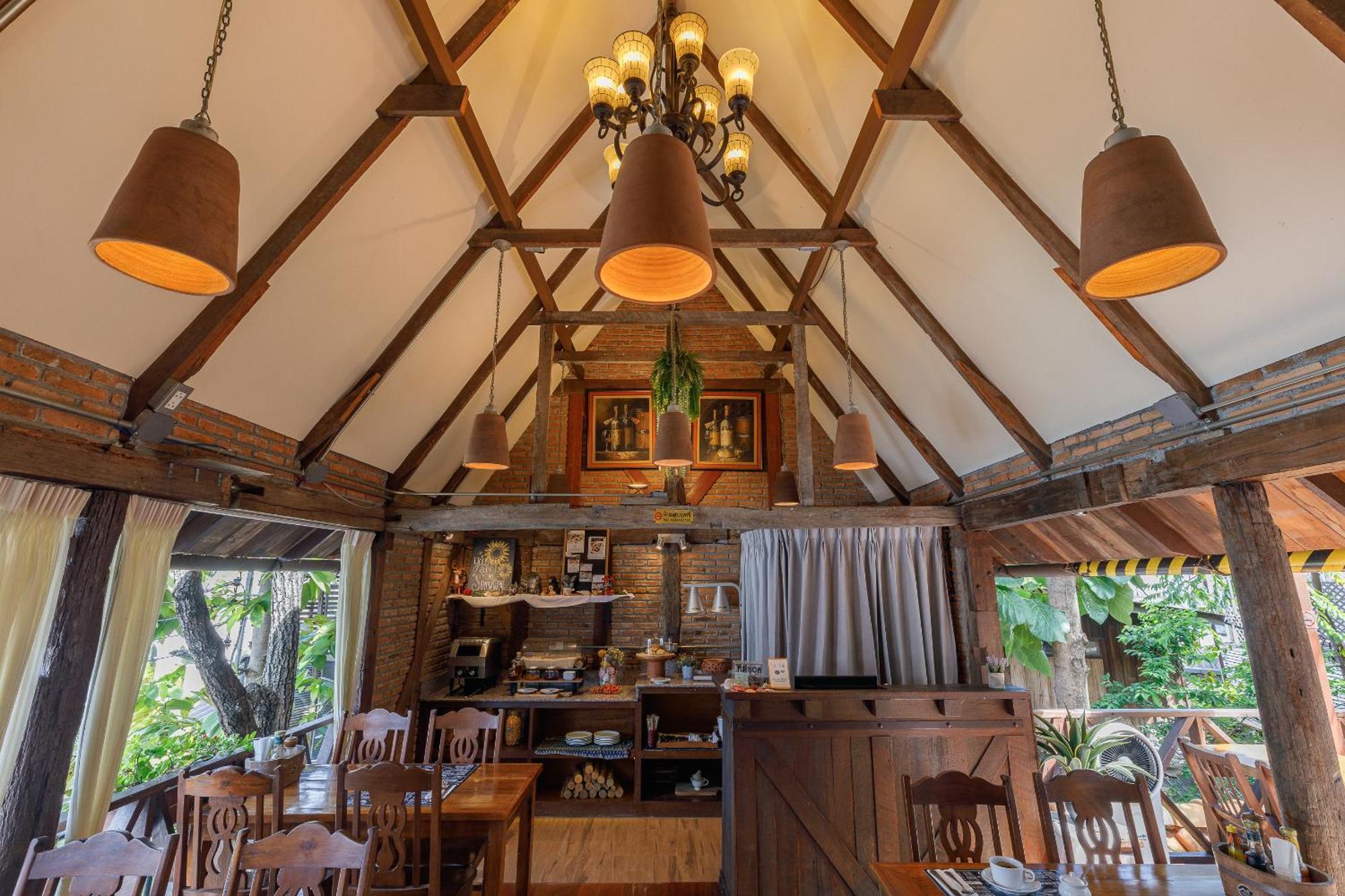 Hotel Le Charcoa Hotel Chiang Mai