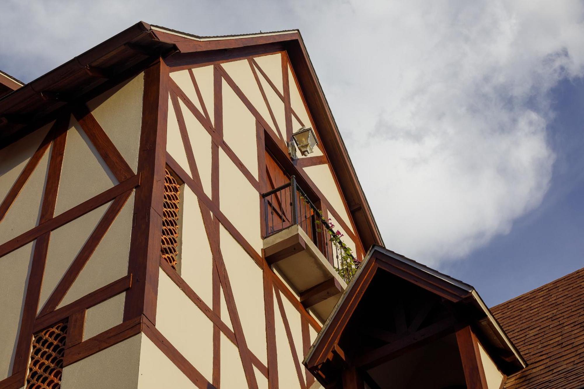 Le Charcoa Hotel Hotel 4*