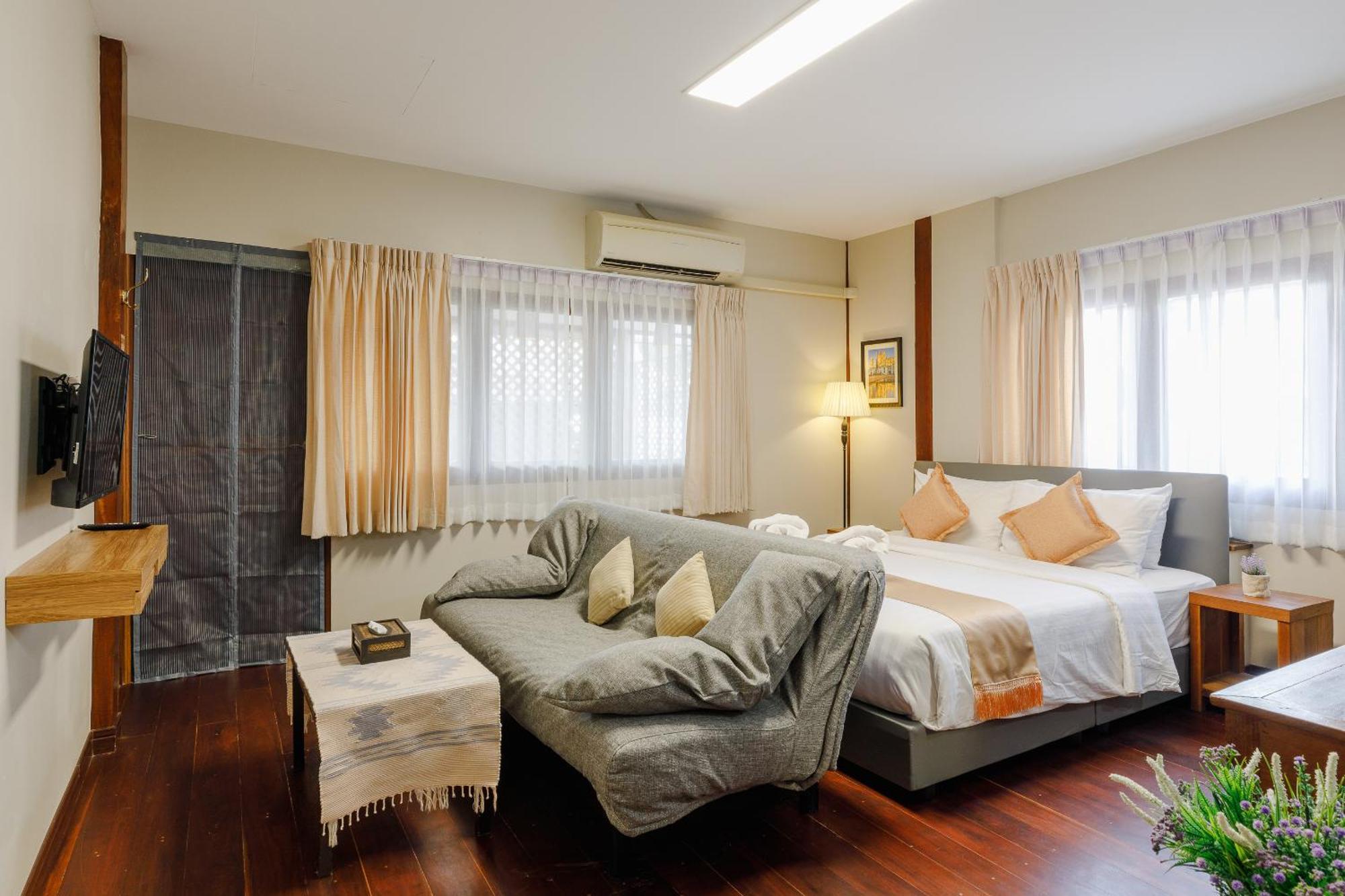 Hotel Le Charcoa Hotel Chiang Mai