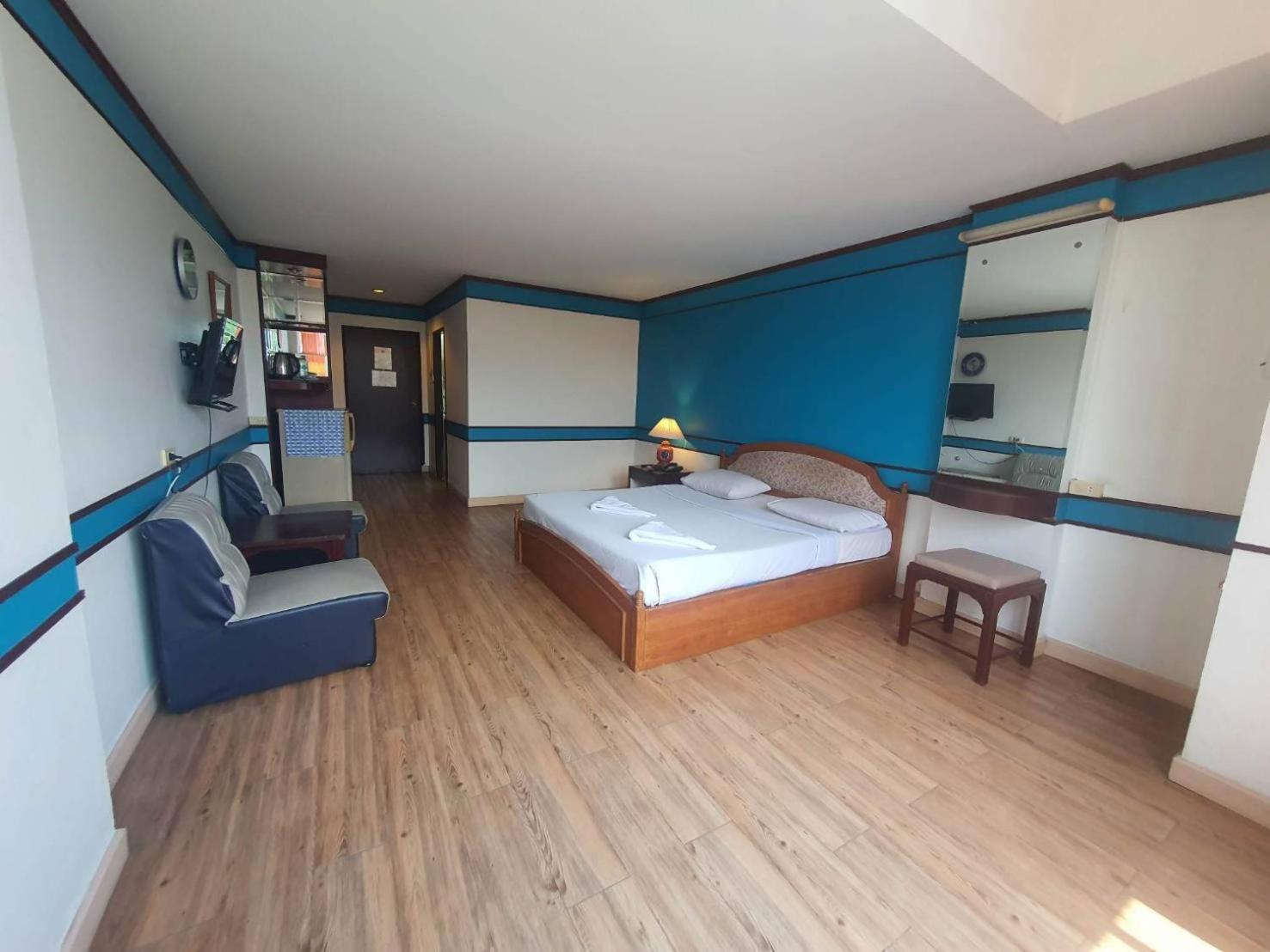 Hotel The Pacific Cool Chic 3*