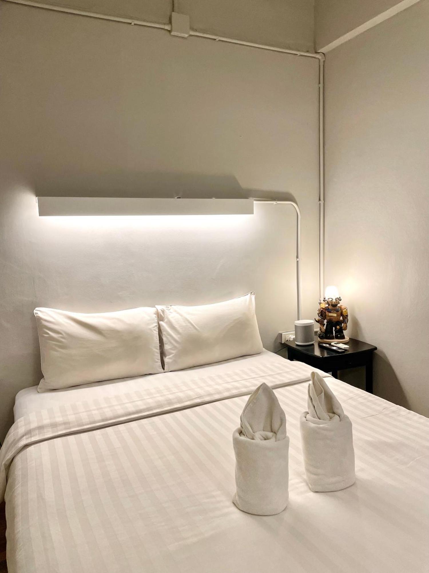 Hostel Hobnob (adults Only)