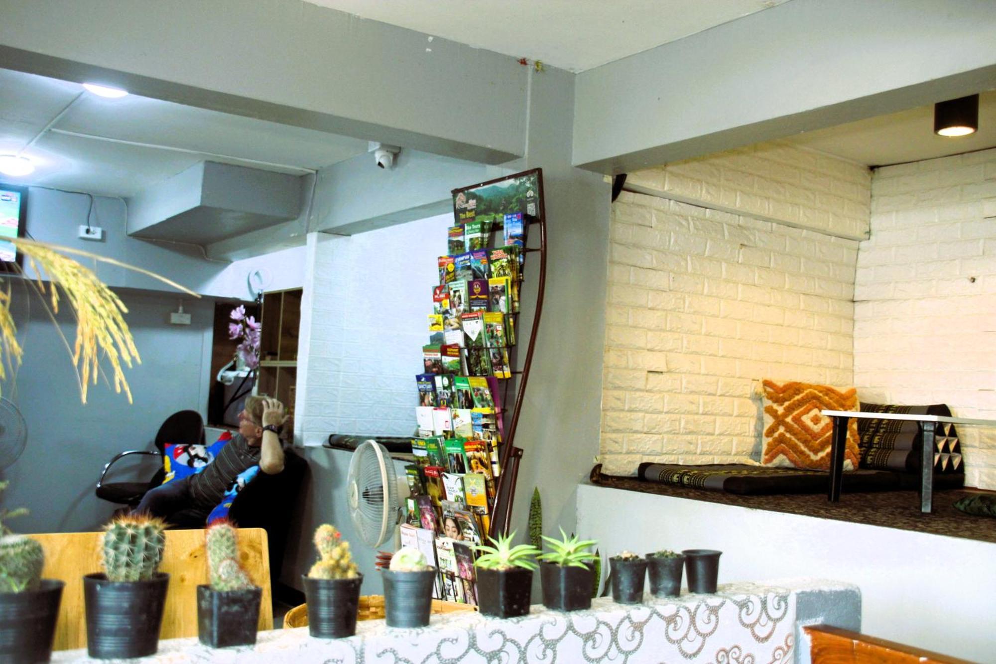 Lux Night Bazaar Hotel