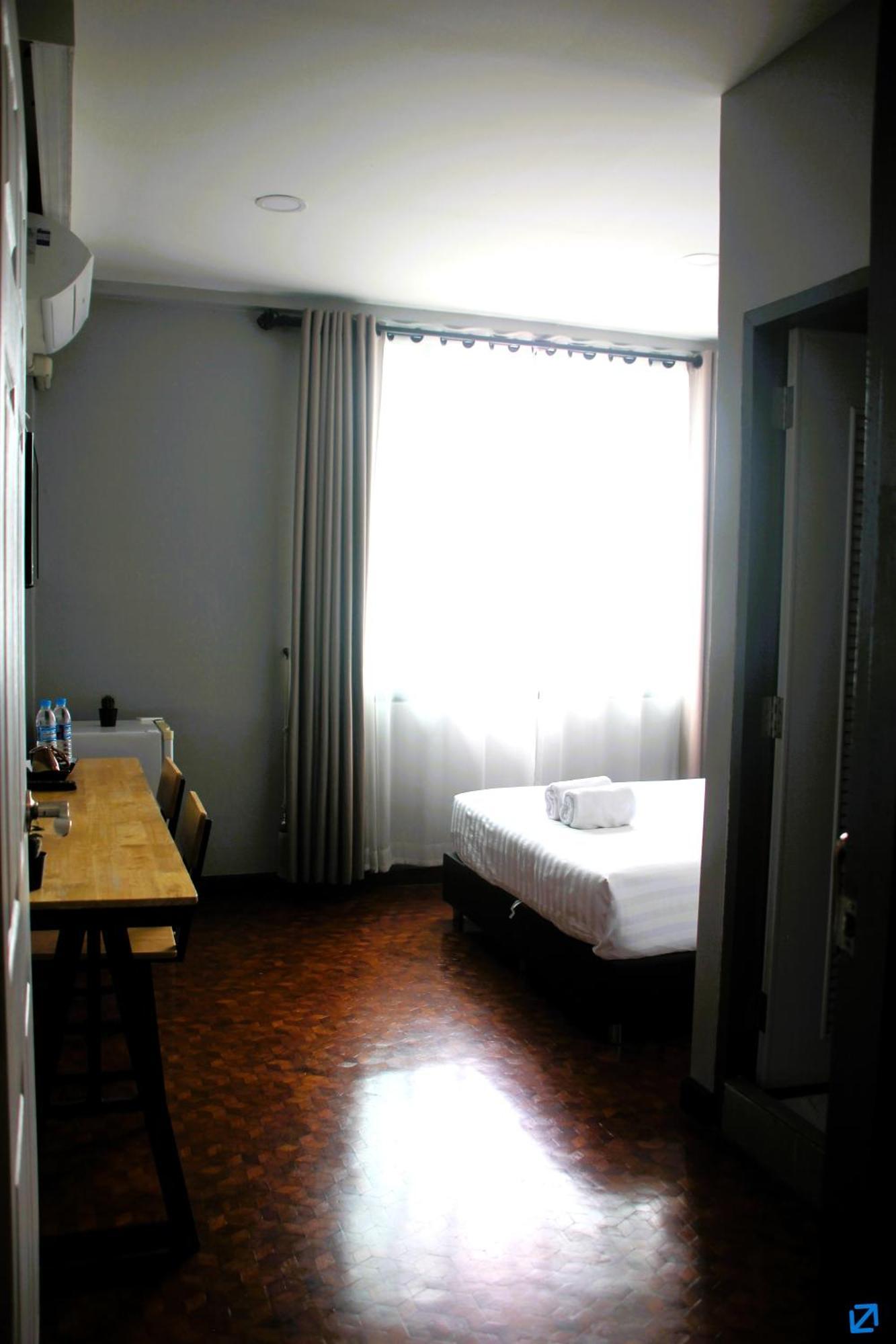 Hotel Lux Night Bazaar 2*