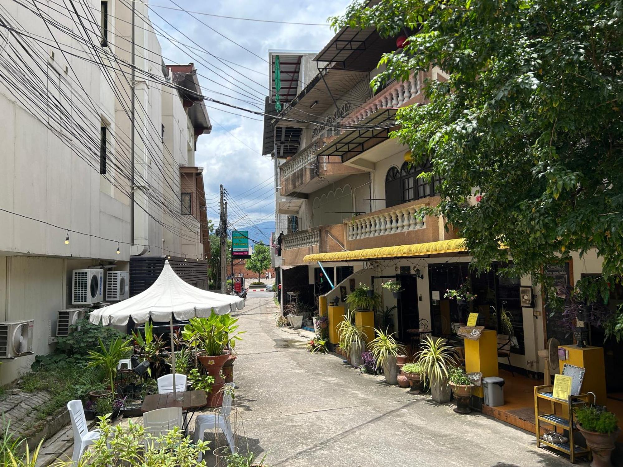 Kamala's Boutique 3*
