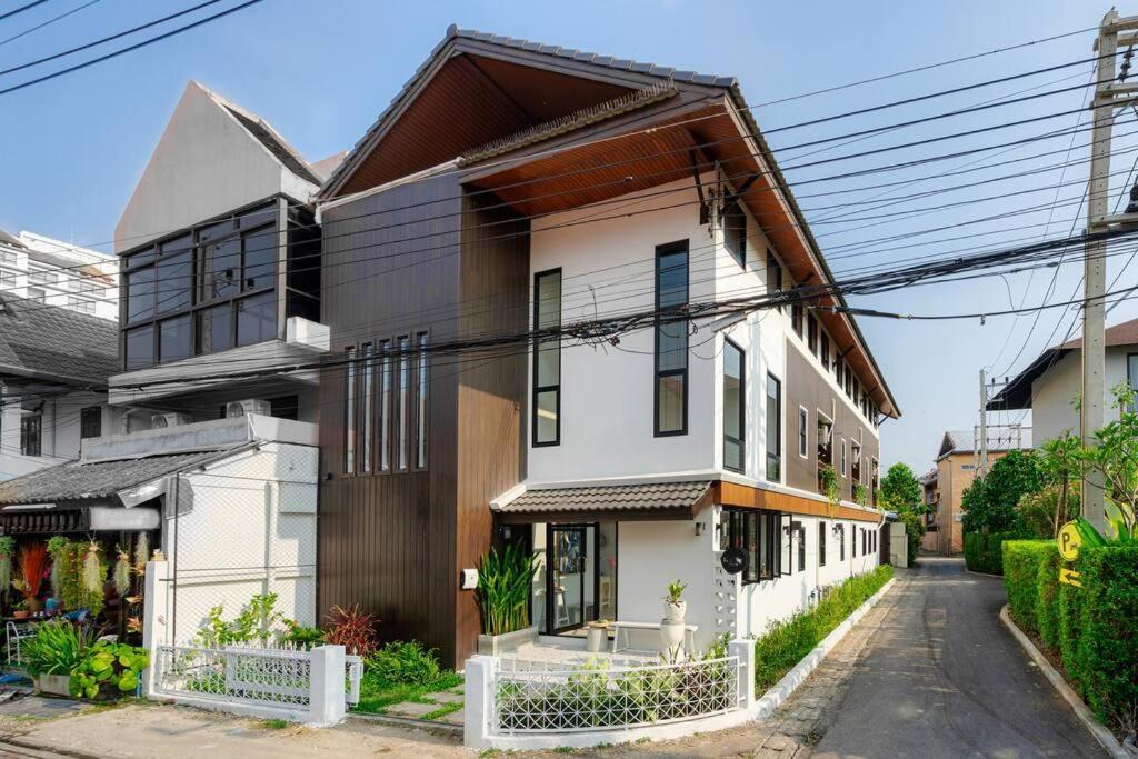 Cozy Living House - Groups & Families Holiday home Chiang Mai