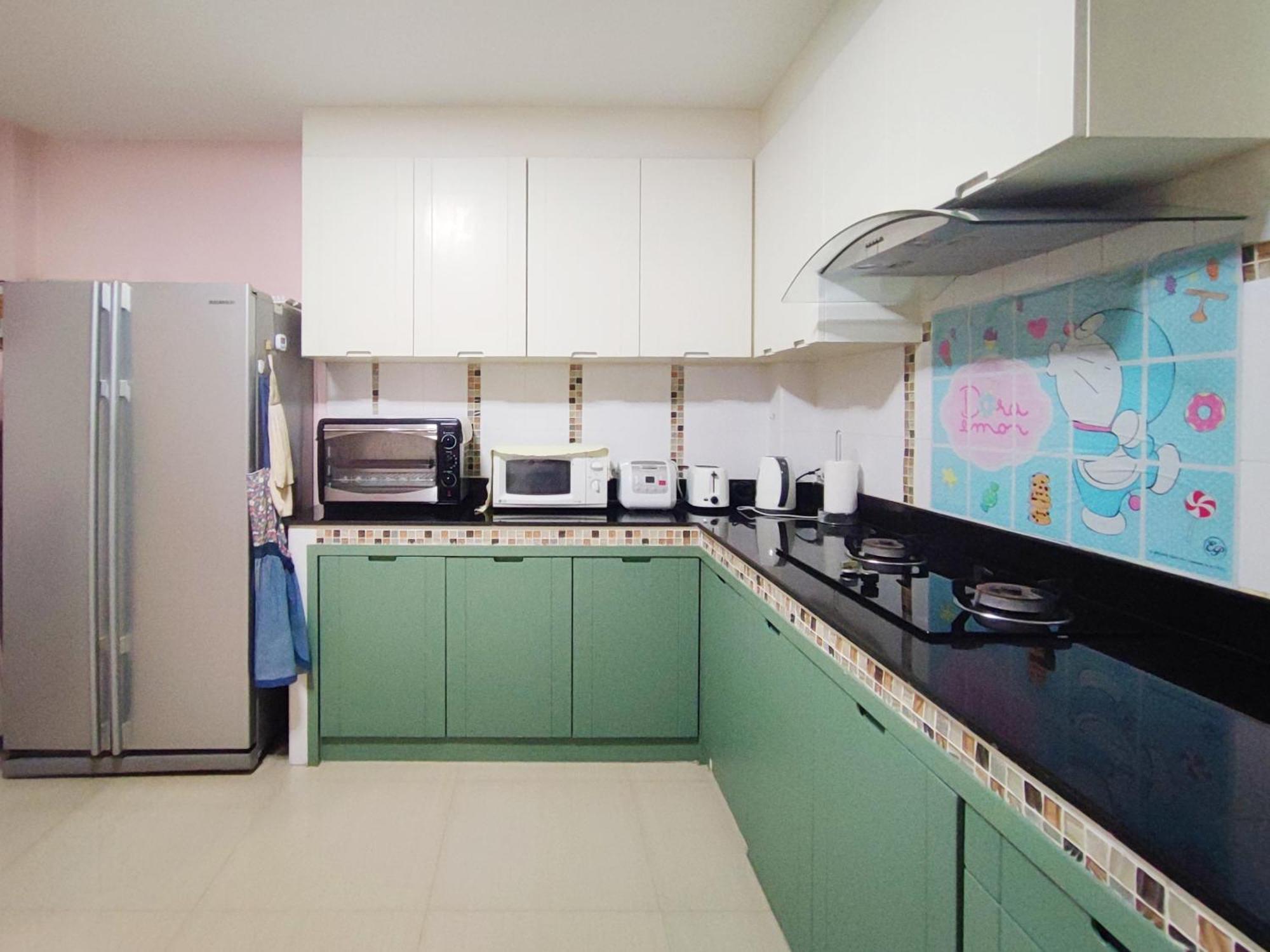 Entire 3br 2 Store House At Saturday Night Market Villa *