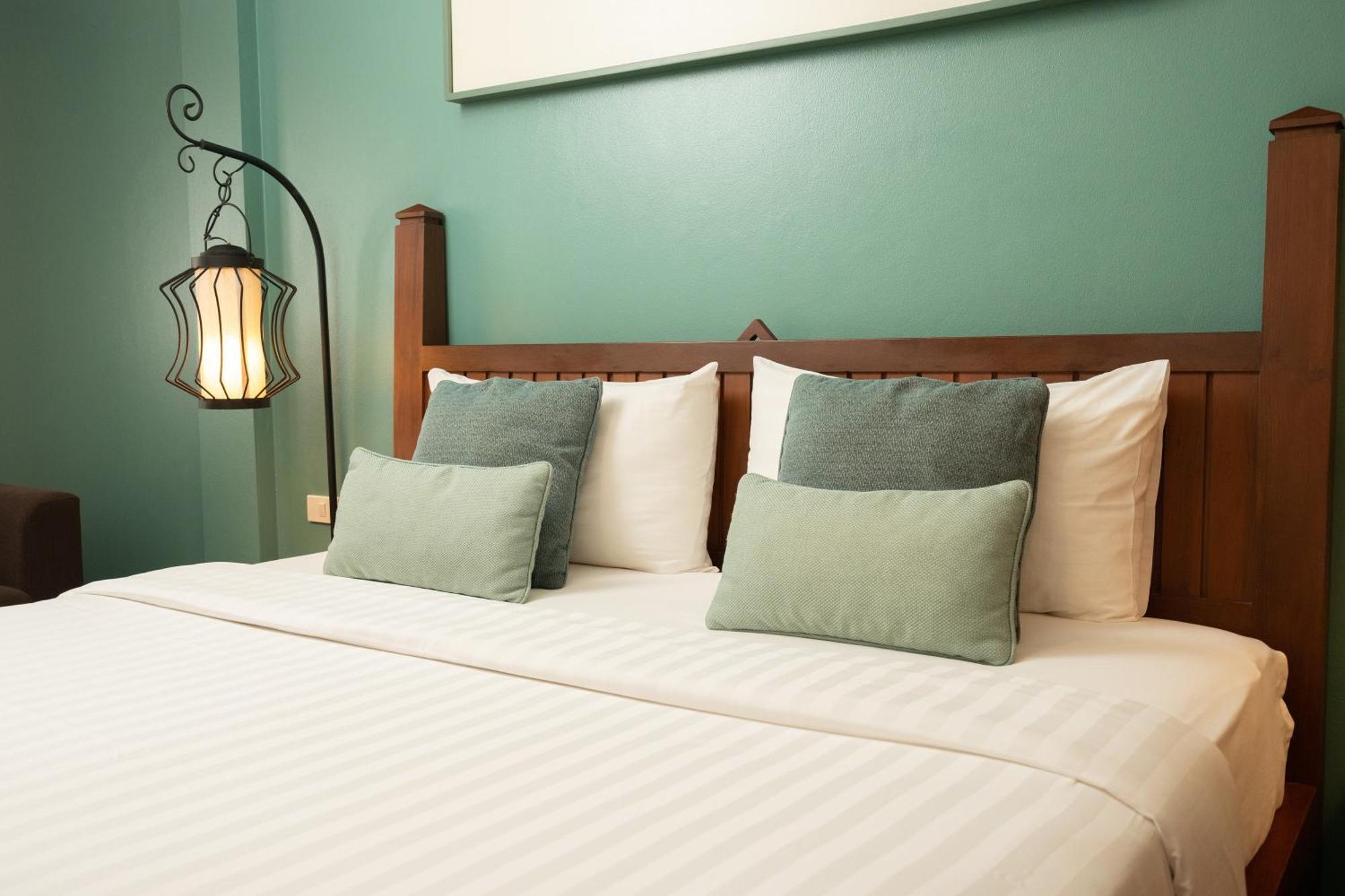 Sanpakoi Hotel 3*