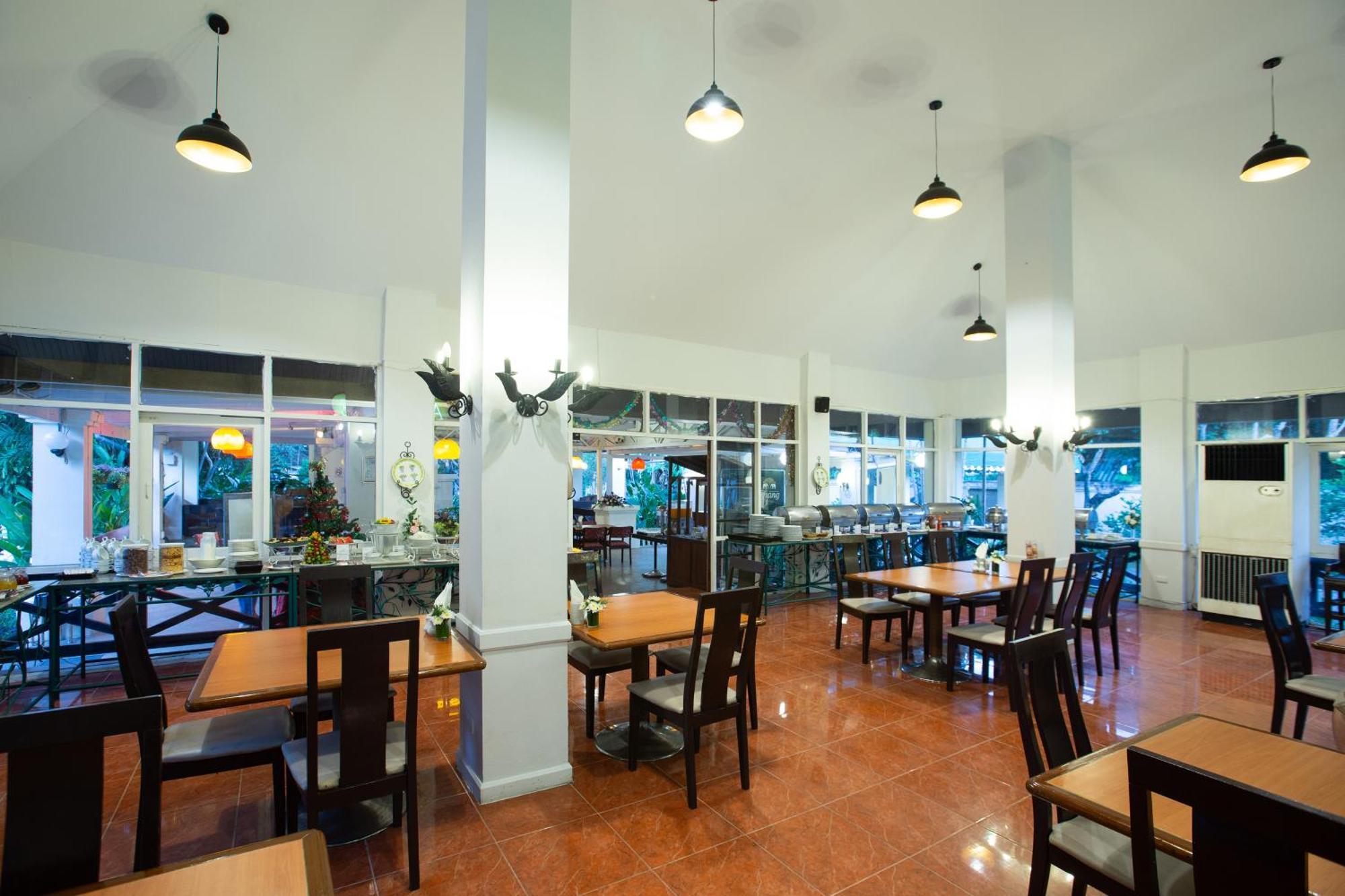 Eurasia Hotel 4*