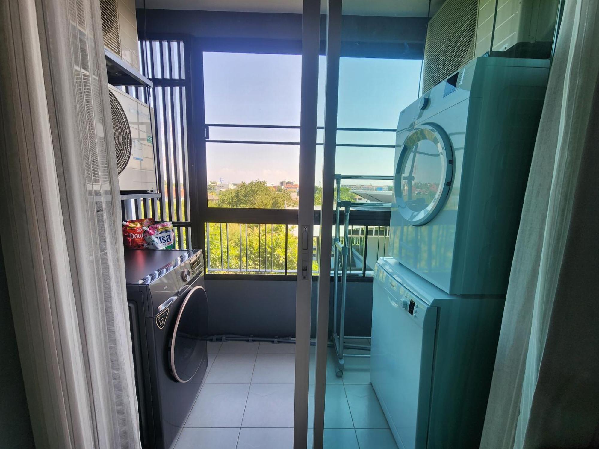 Family 2 Bedrooms 2 Bathrooms In