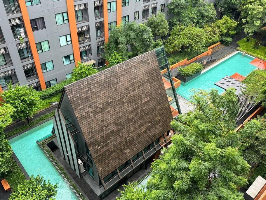 Comfort, Convenience,department Store Area. Apartment Chiang Mai