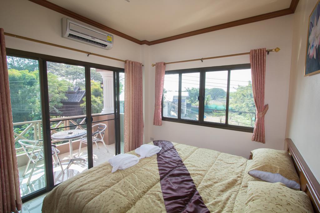 Donchai House Guest House& Cafe Penginapan