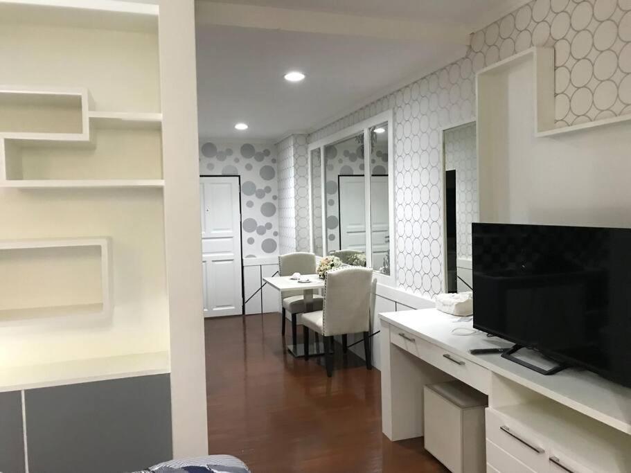 Hill Side 4 F15 Apartamento