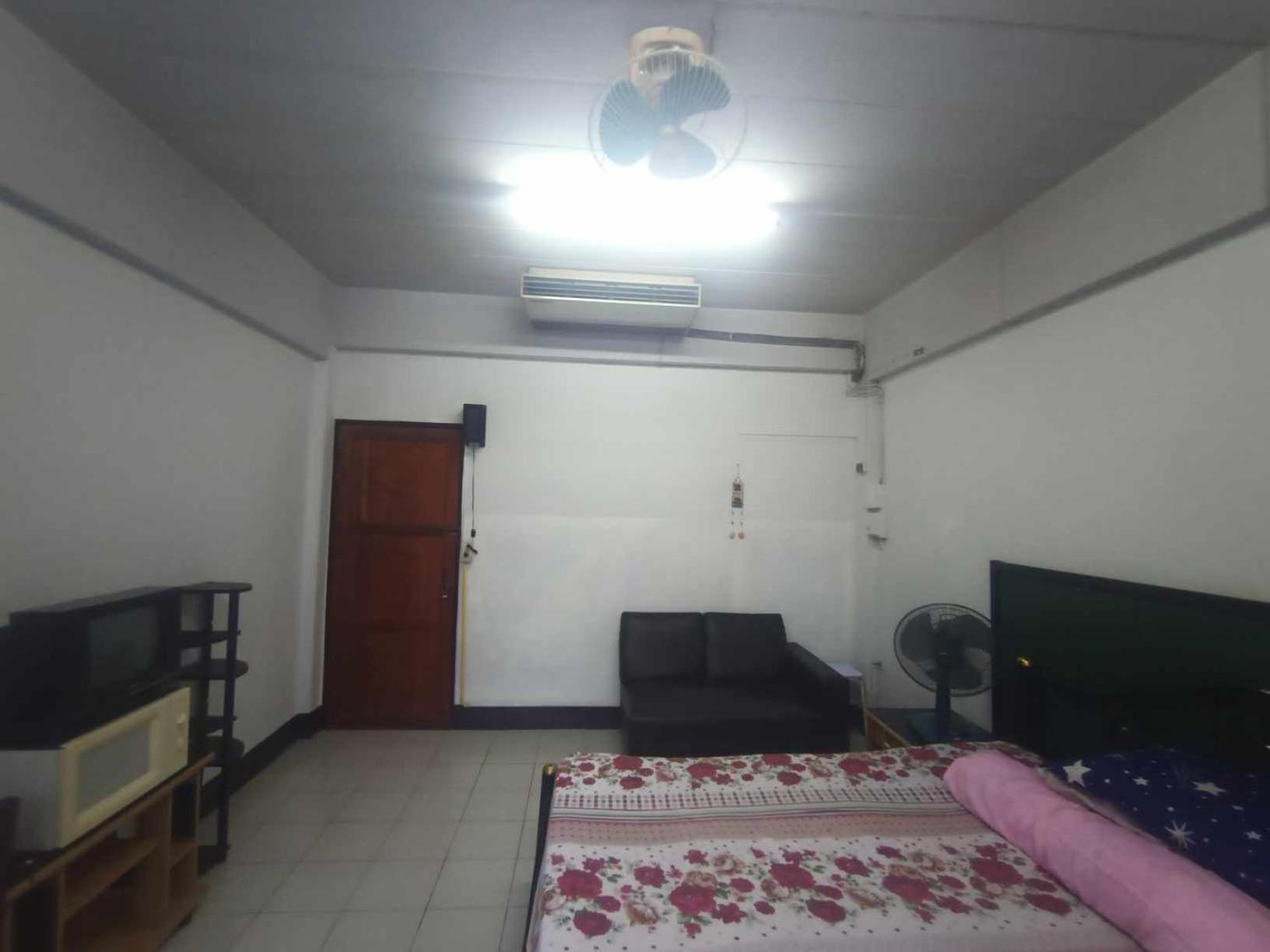 Homestay Np House *