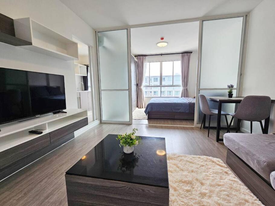 Apartamento D Ping: Amazing Swimming Pool, Festival Chiang Mai