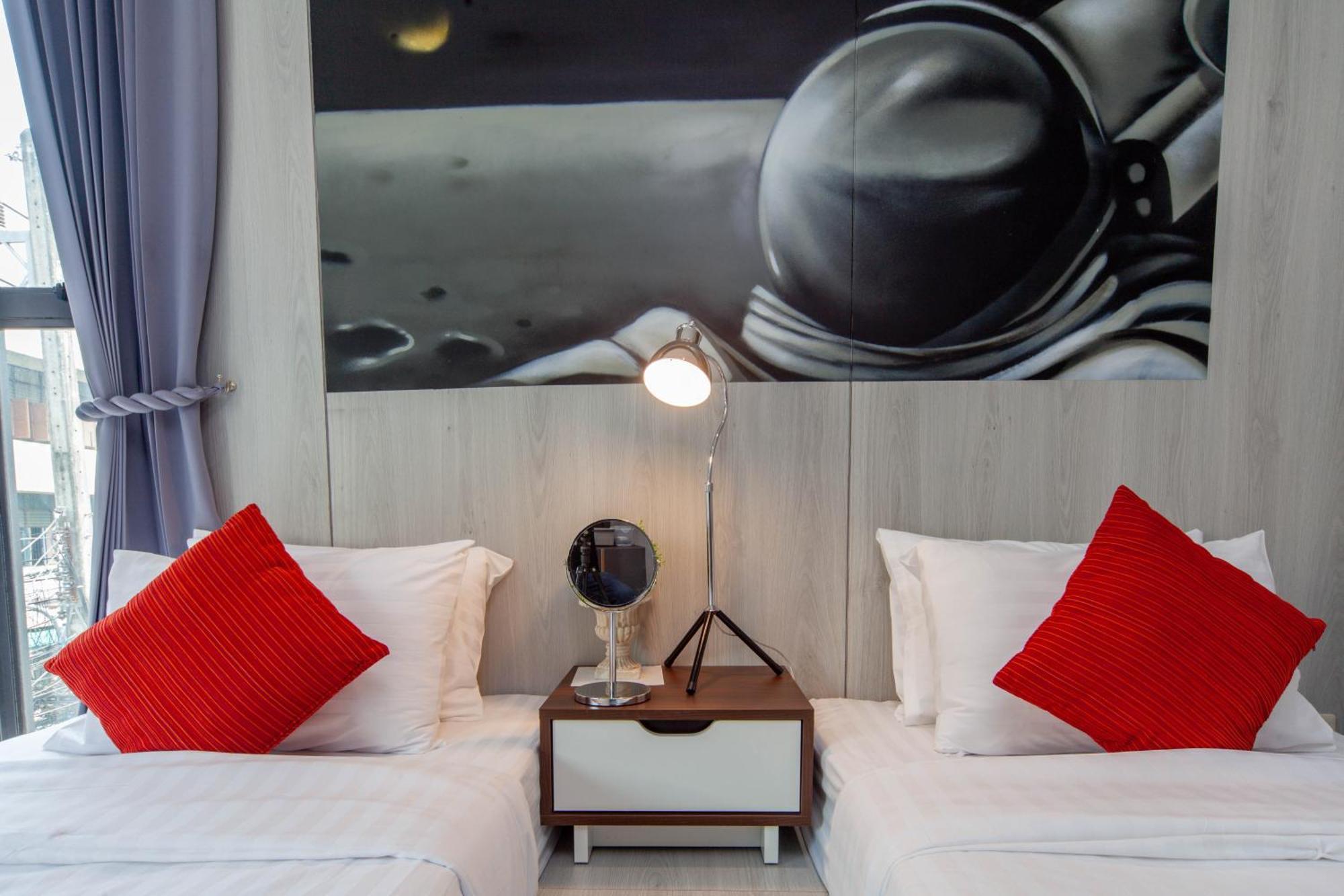 Hostel Sleep Walker Poshtel *