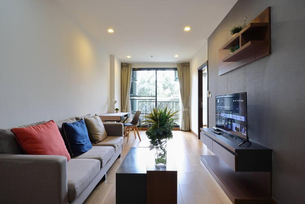 Specious Luxury 2 Bedrooms Apt. * Chiang Mai