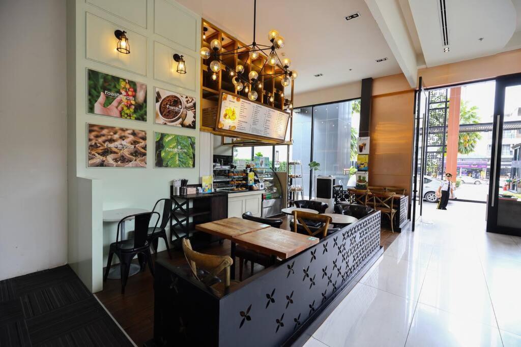 Specious Luxury 2 Bedrooms Apt. Appartement