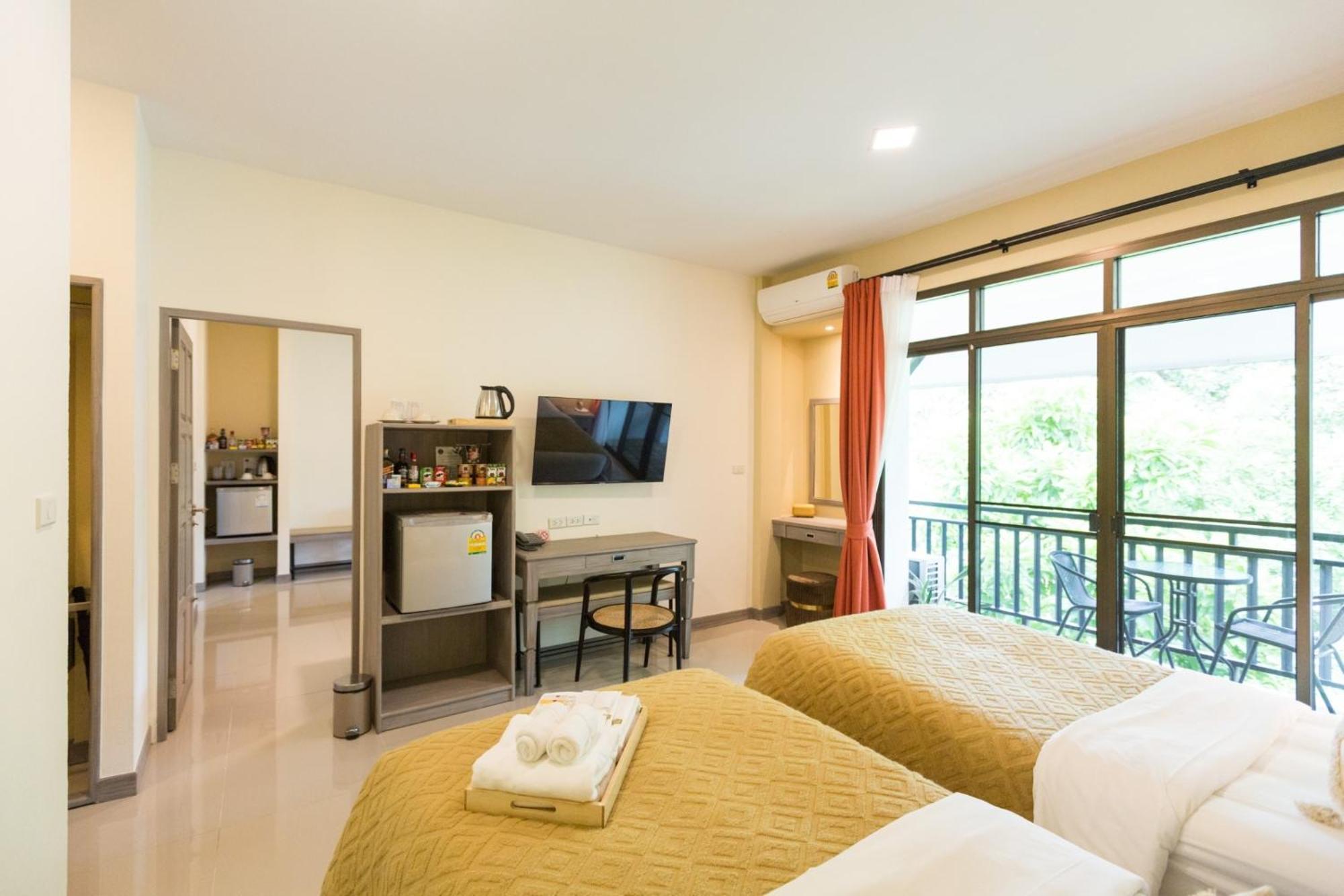 Hotel Capital O Radateeree Boutique