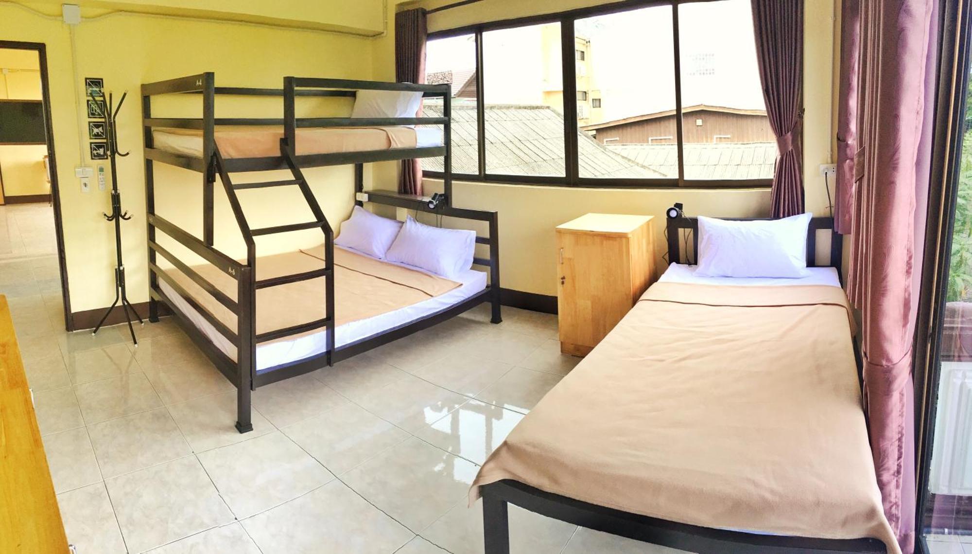 Inncome Hostel