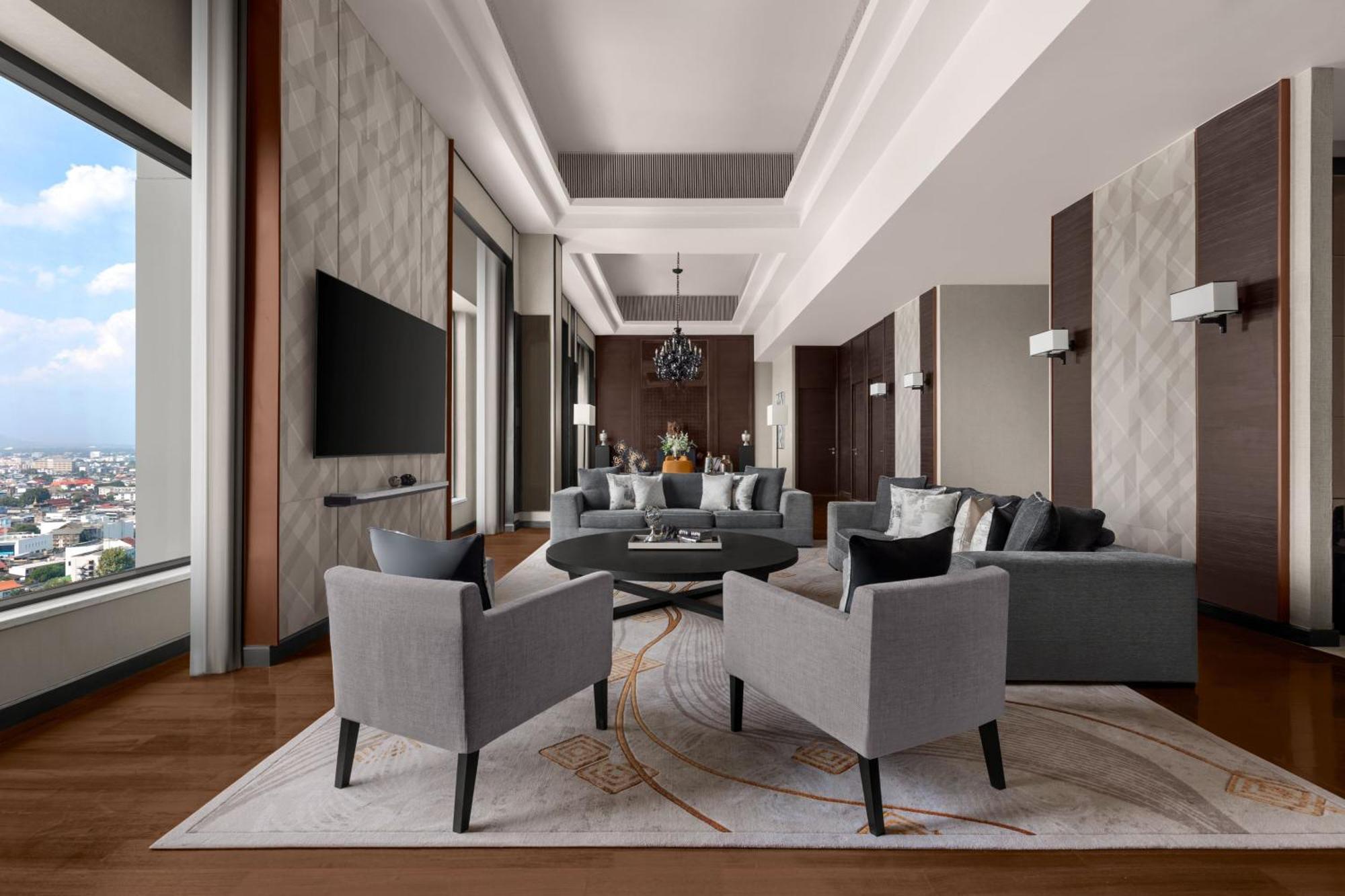 Marriott Hotel 5*
