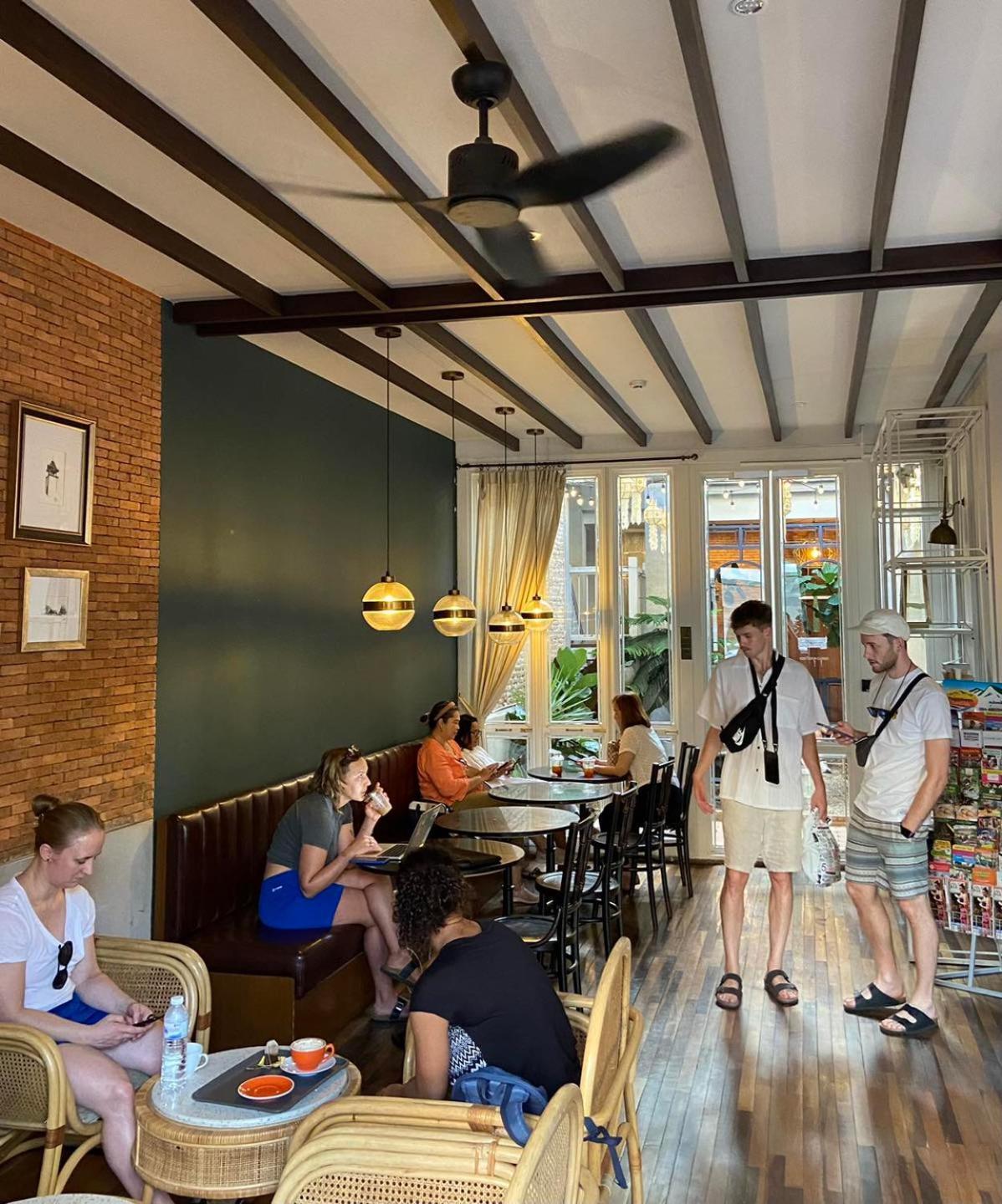 Khunluang (adults Only) Hostel *