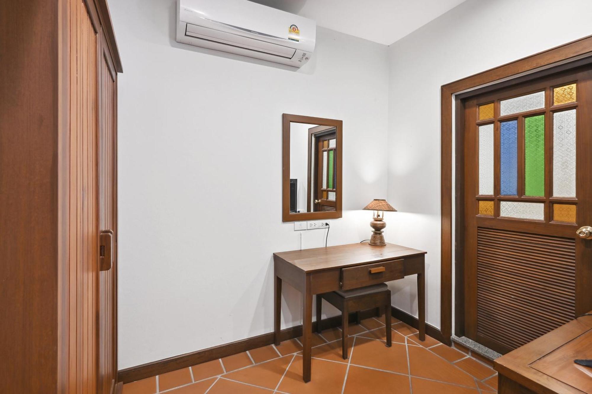 Sanpakoi Hotel 3*