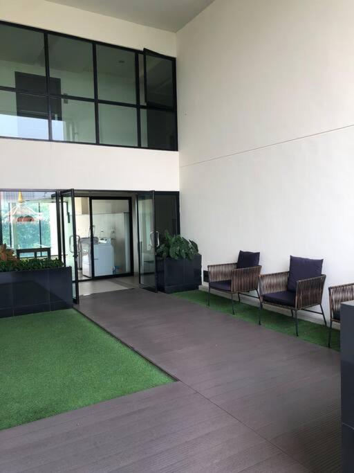 Appartement 1 Bed 1 Bath - Serviced Near Center With Rooftop Pool And Gym