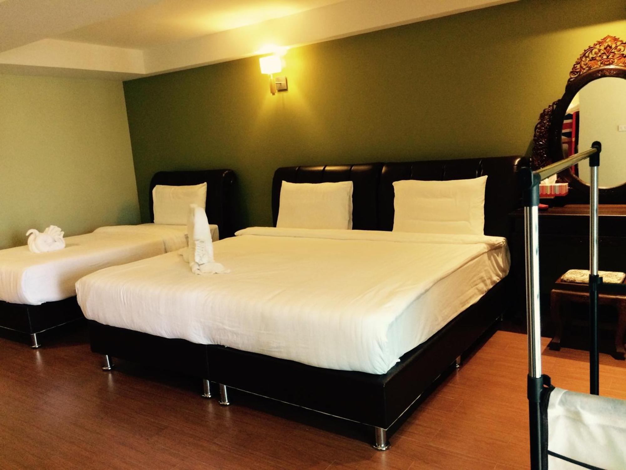Baan Sang Singh Hotel 3*