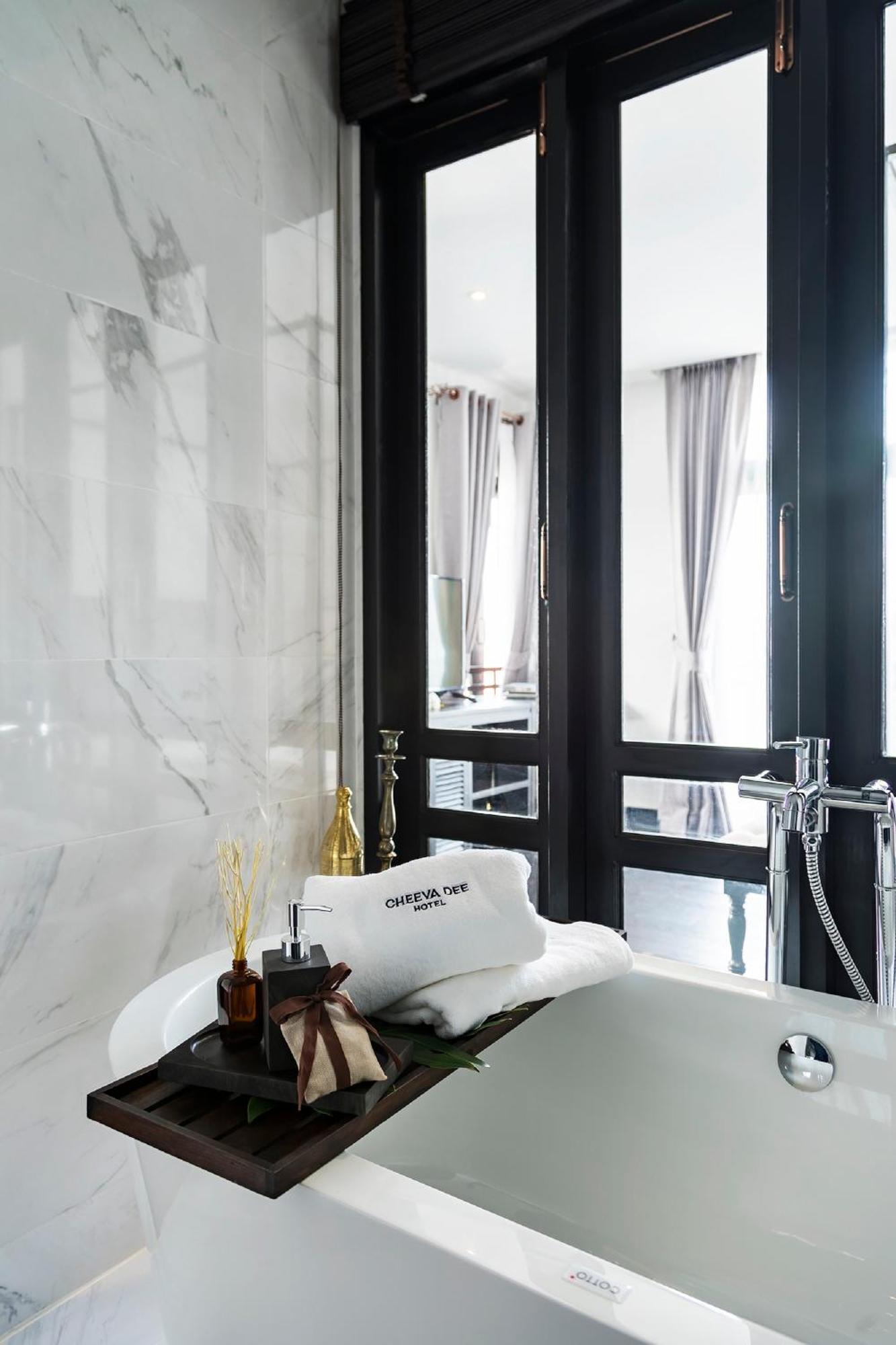 Hotel Cheeva Dee