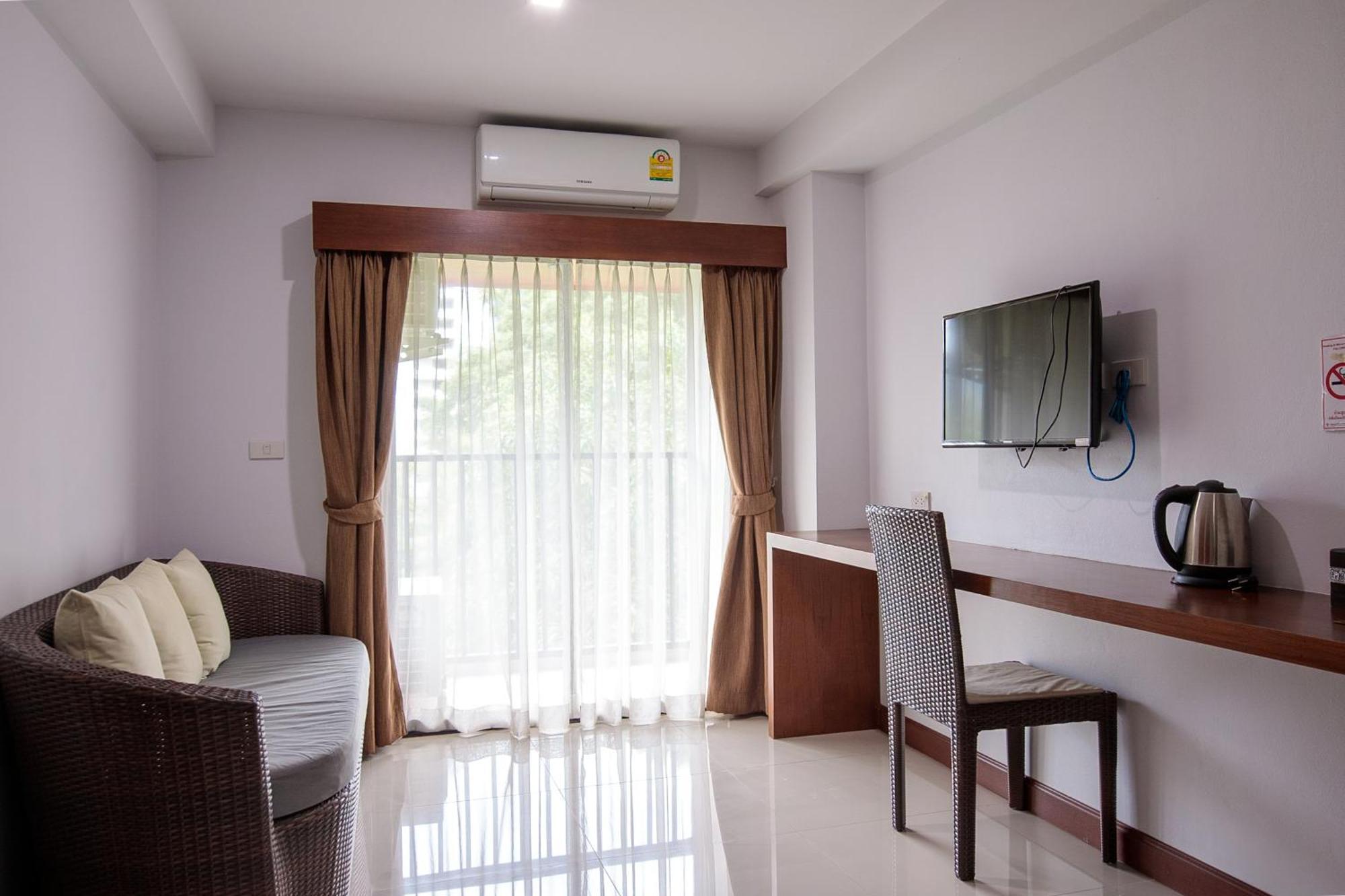 Huen Jao Ban Hotel