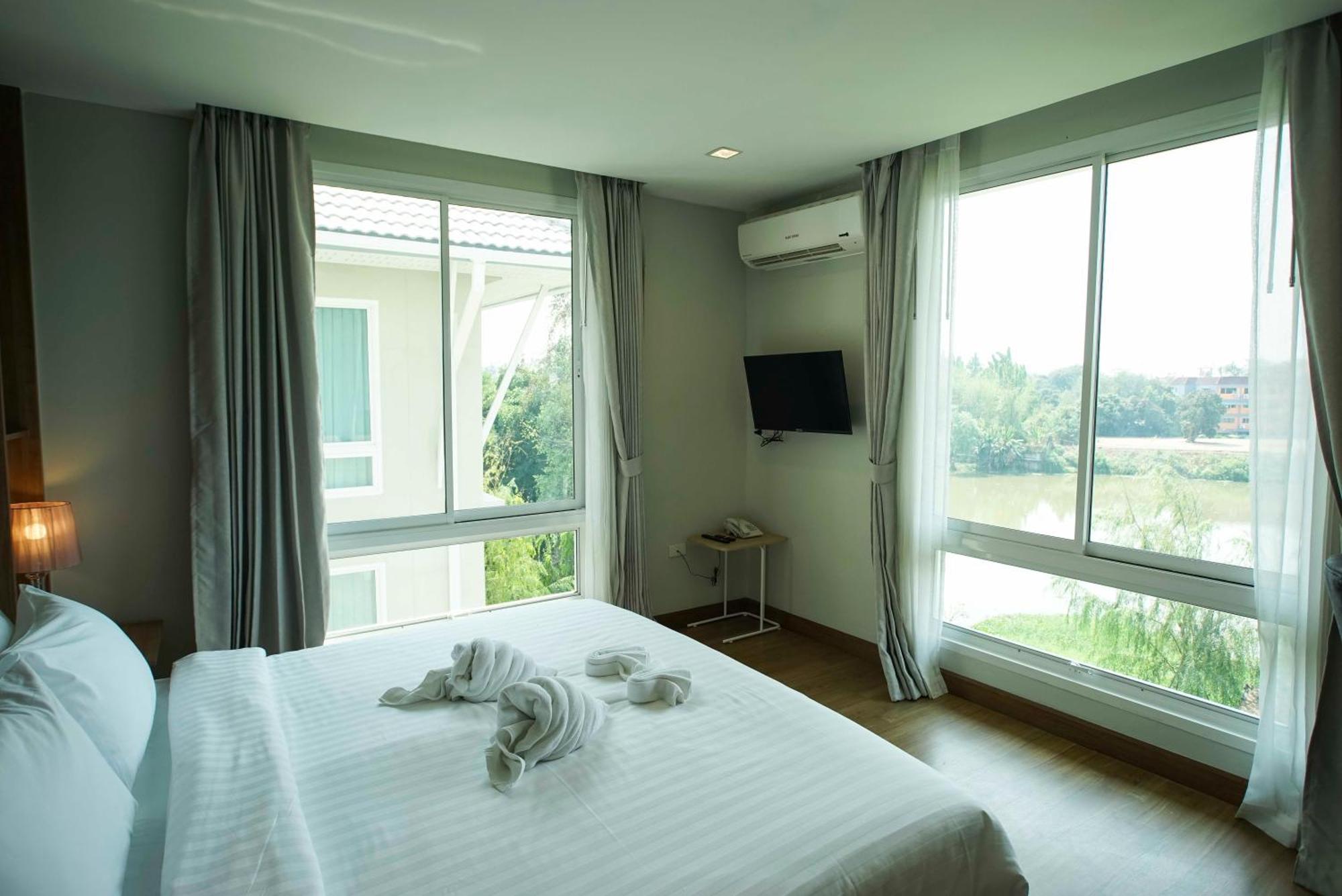 Nantra Chiangmai Riverfront